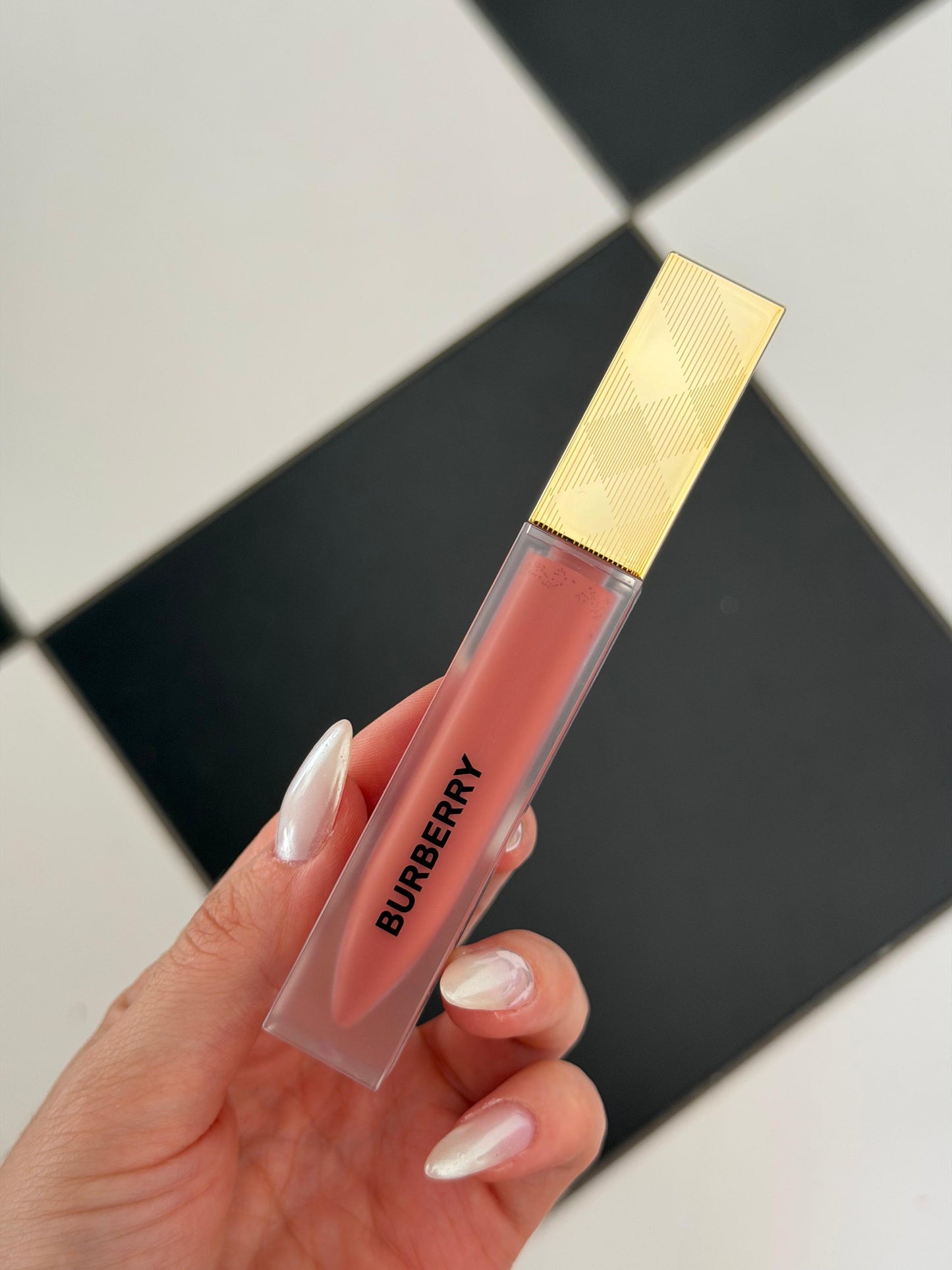 BURBERRY Liquid Lip Gloss Velvet - Bold & Matte Whipped Lip Cream (20)