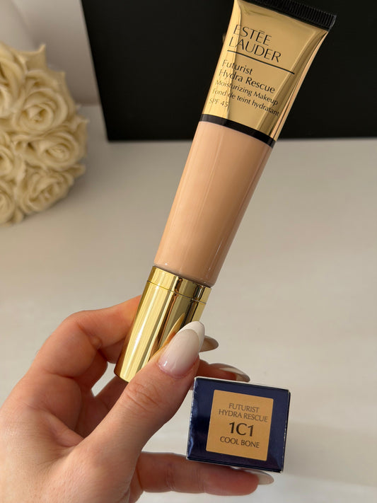 ESTEE LAUDER Futurist Hydra Rescue (1C1)
Moisturizing Foundation SPF45