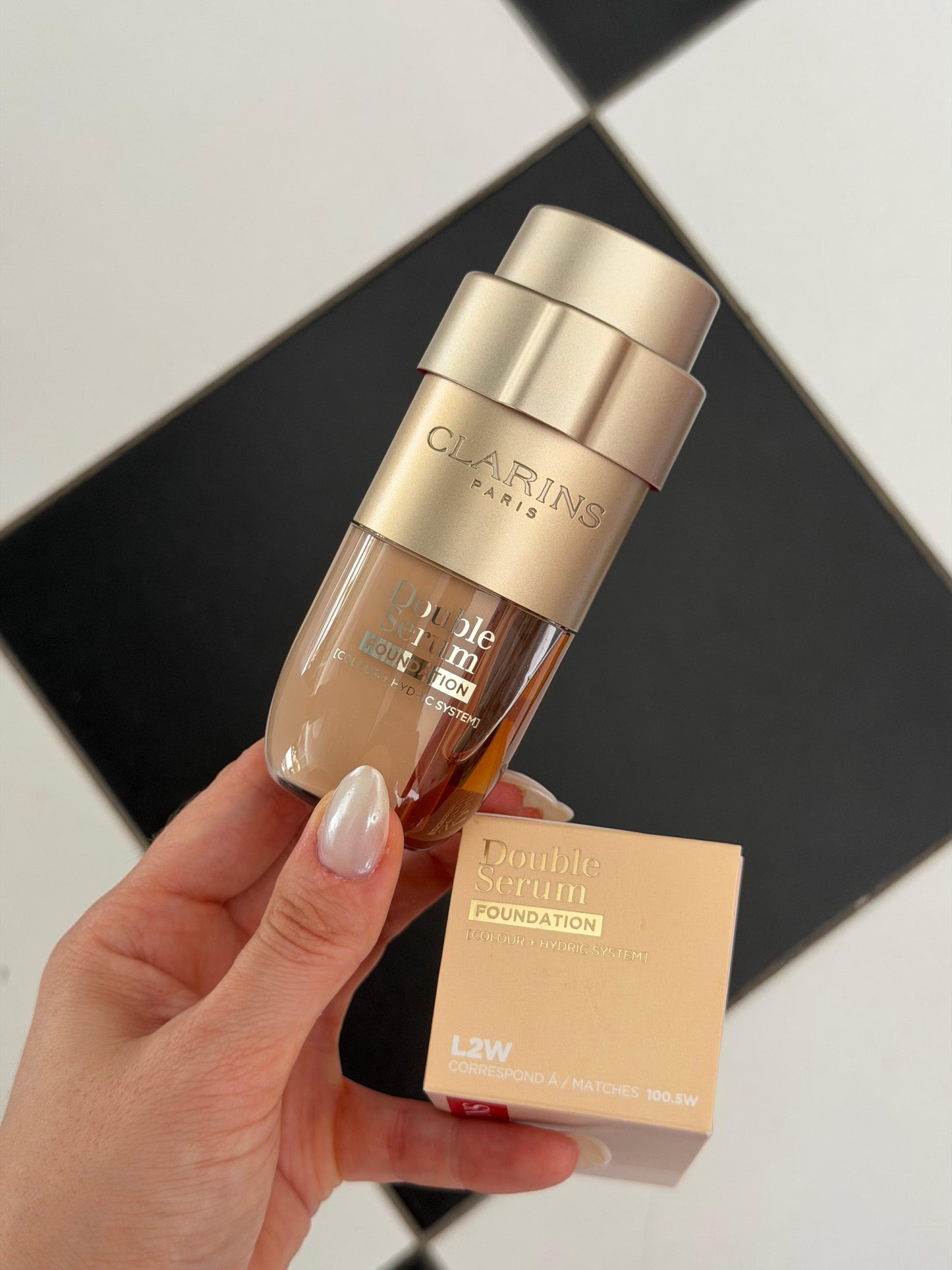 CLARINS Double Serum 2in1 Hybrid Foundation (L2W)