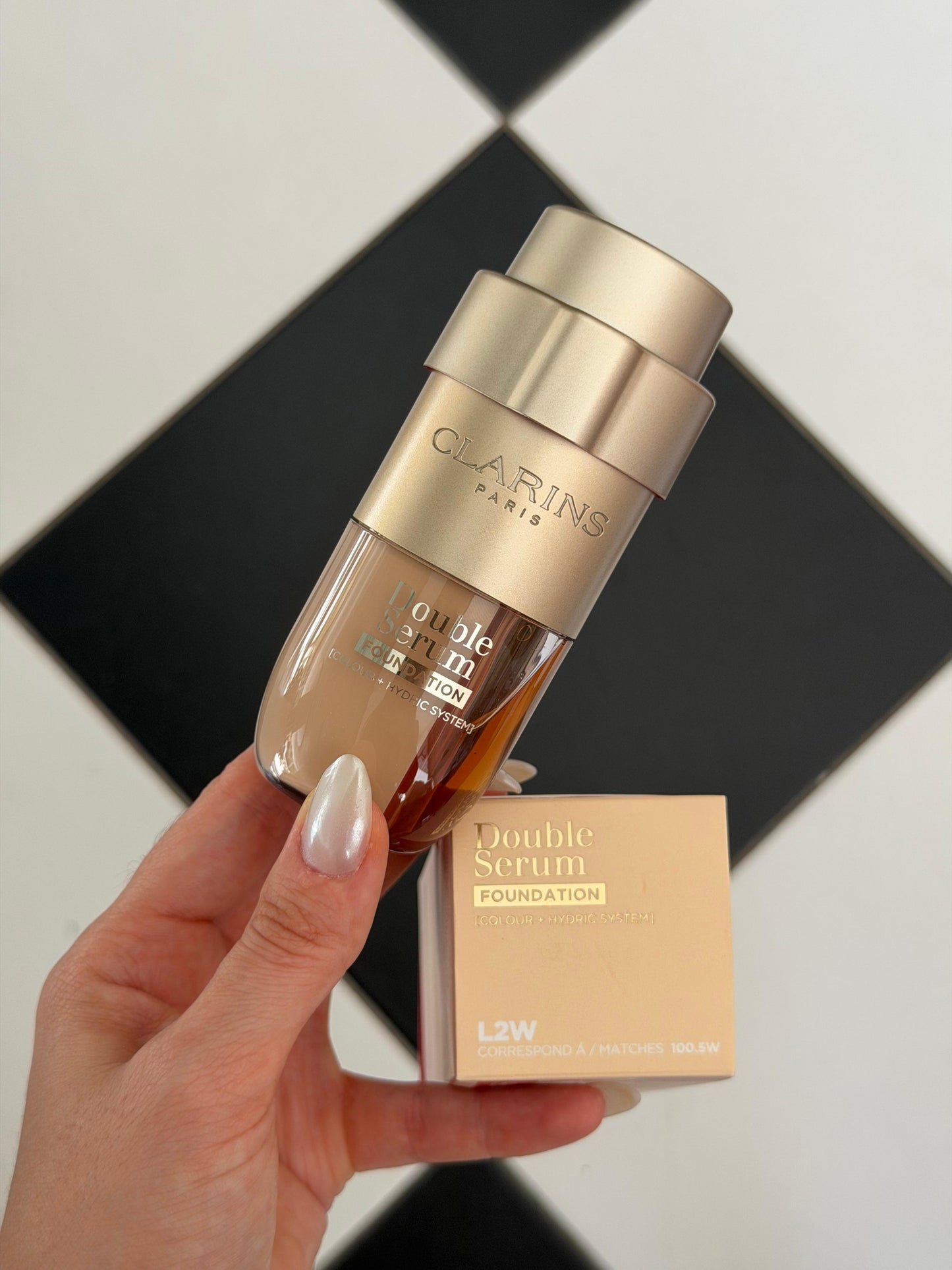 CLARINS Double Serum 2in1 Hybrid Foundation (L2W)