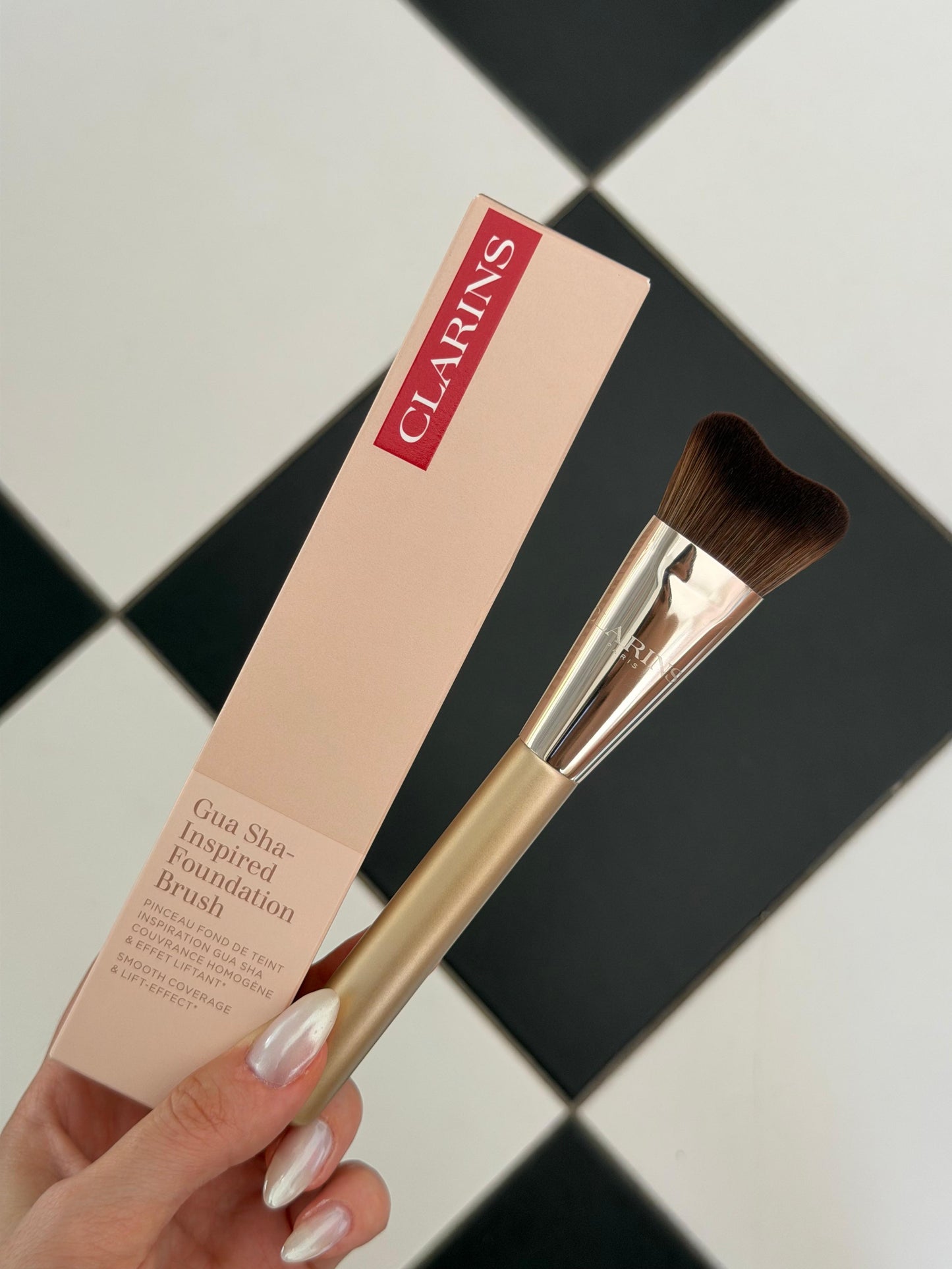 CLARINS Gua Sha-Inspired Foundation Brush