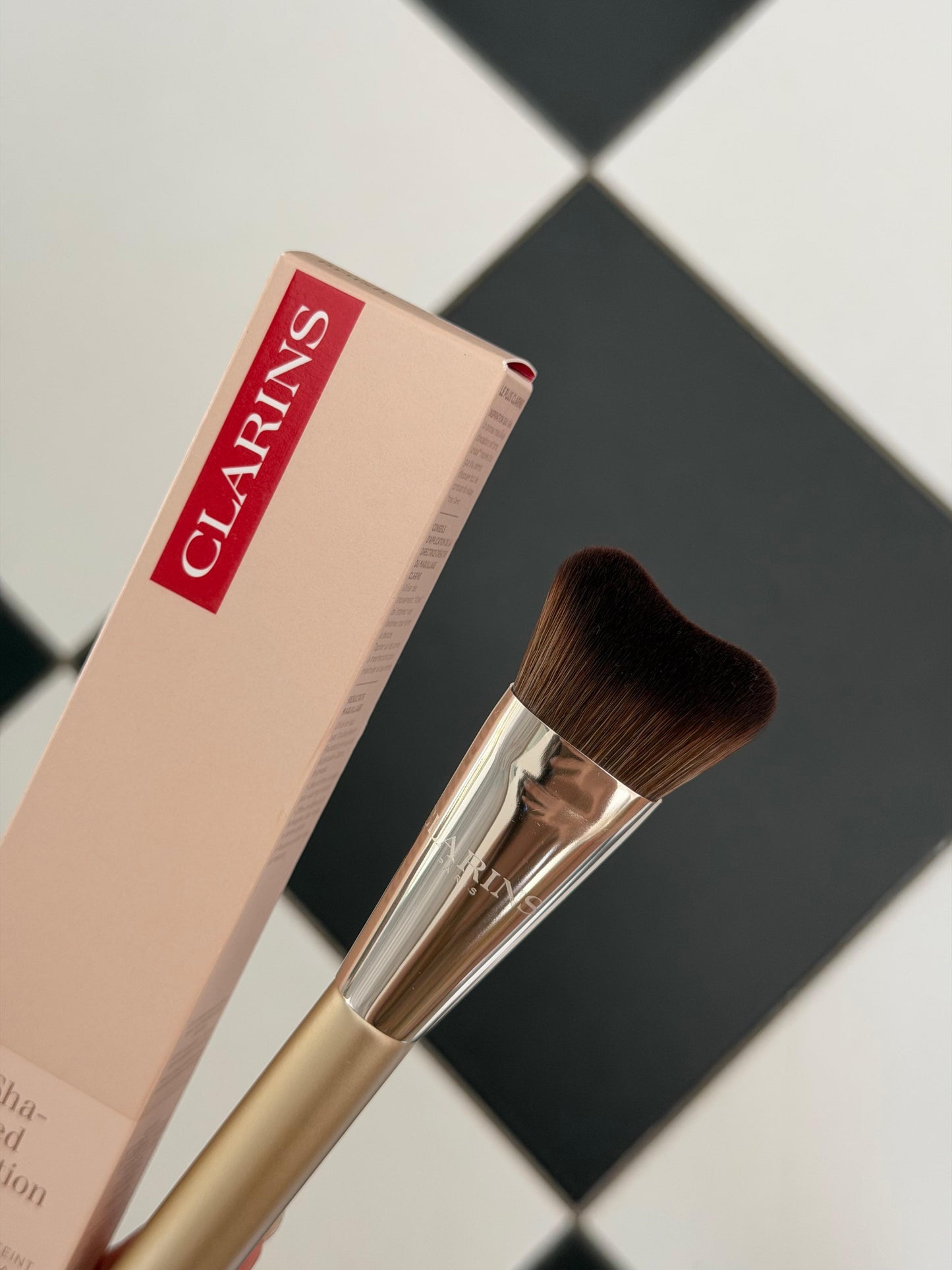 CLARINS Gua Sha-Inspired Foundation Brush