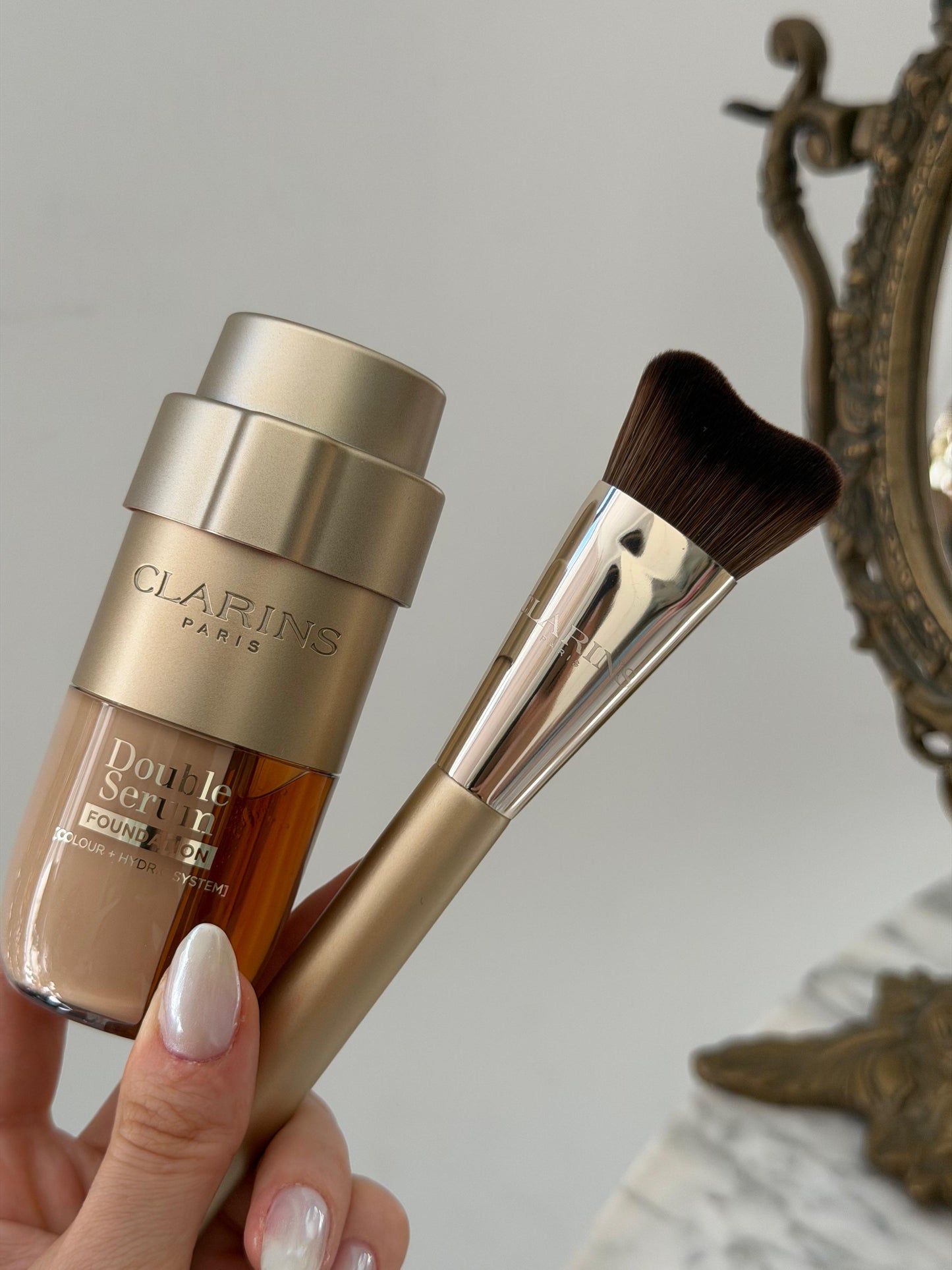 CLARINS Gua Sha-Inspired Foundation Brush