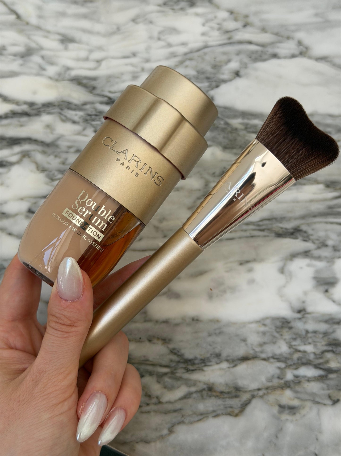 CLARINS Gua Sha-Inspired Foundation Brush