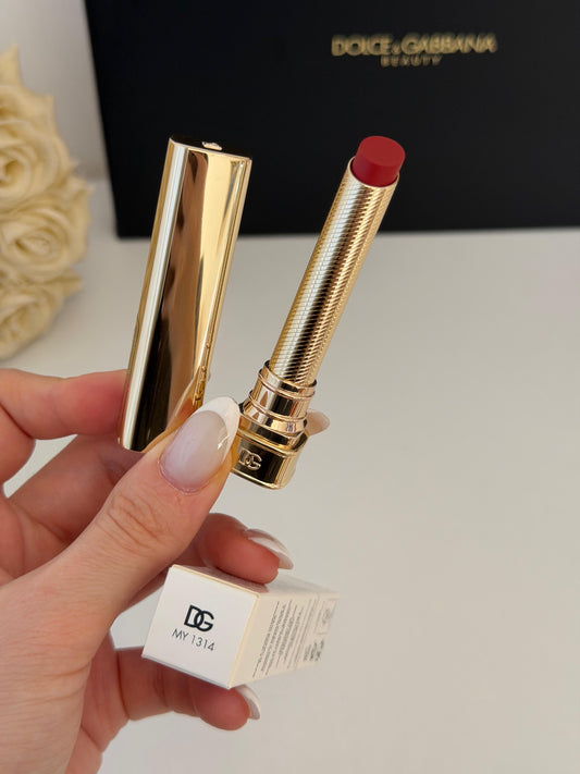 DOLCE&GABBANA My Sculpt Satin
Lasting Color & Hydration Lipstick Stylo - MY 1314