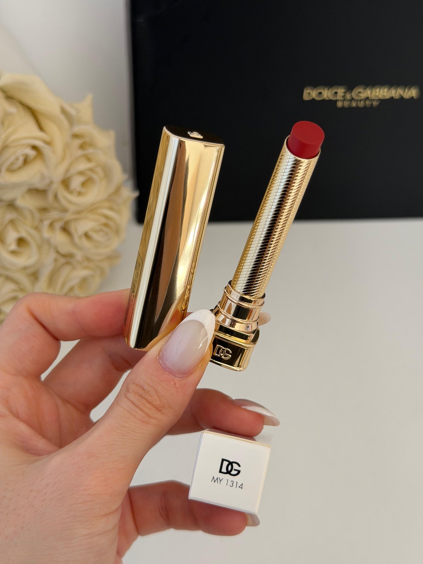 DOLCE&GABBANA My Sculpt Satin
Lasting Color & Hydration Lipstick Stylo - MY 1314