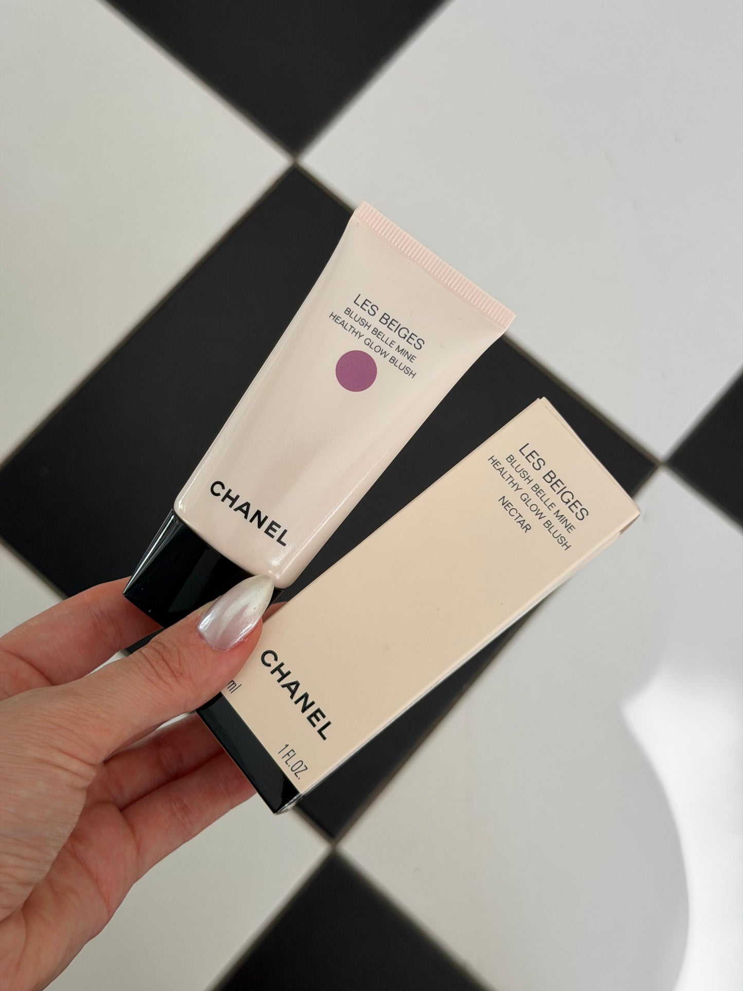 CHANEL Les Beiges - Nectar
Healthy Glow Blush Belle Mine
