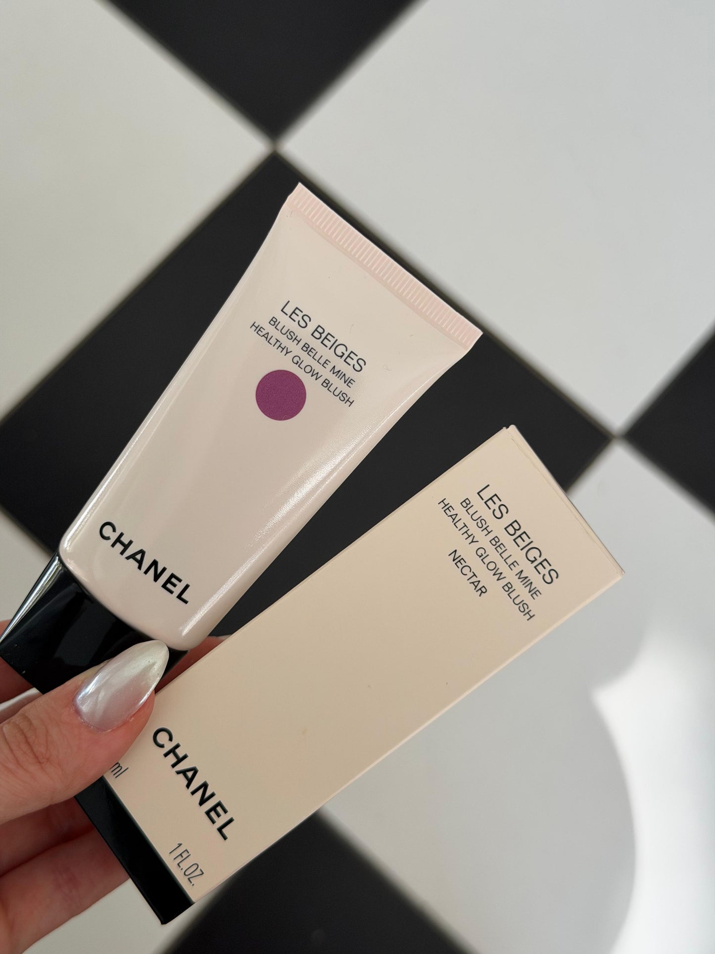 CHANEL Les Beiges - Nectar
Healthy Glow Blush Belle Mine