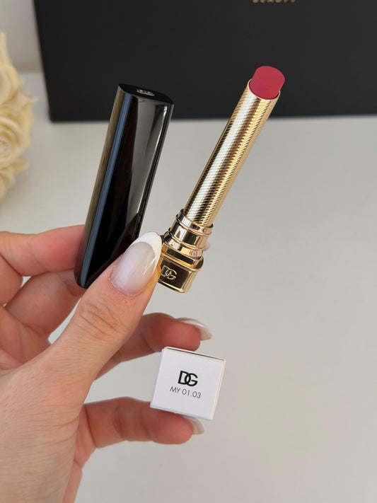 DOLCE&GABBANA My Comfy Matte Lipstick - My 01.03
Instant Rich Color & Hydration Lip Stylo