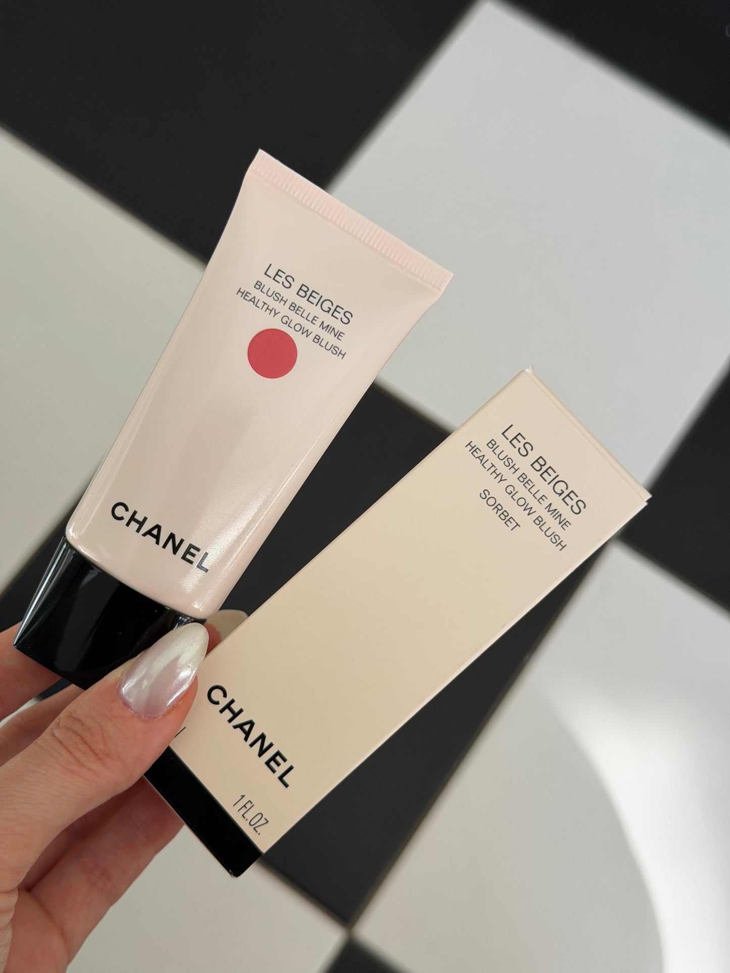 CHANEL Les Beiges - Sorbet
Healthy Glow Blush Belle Mine