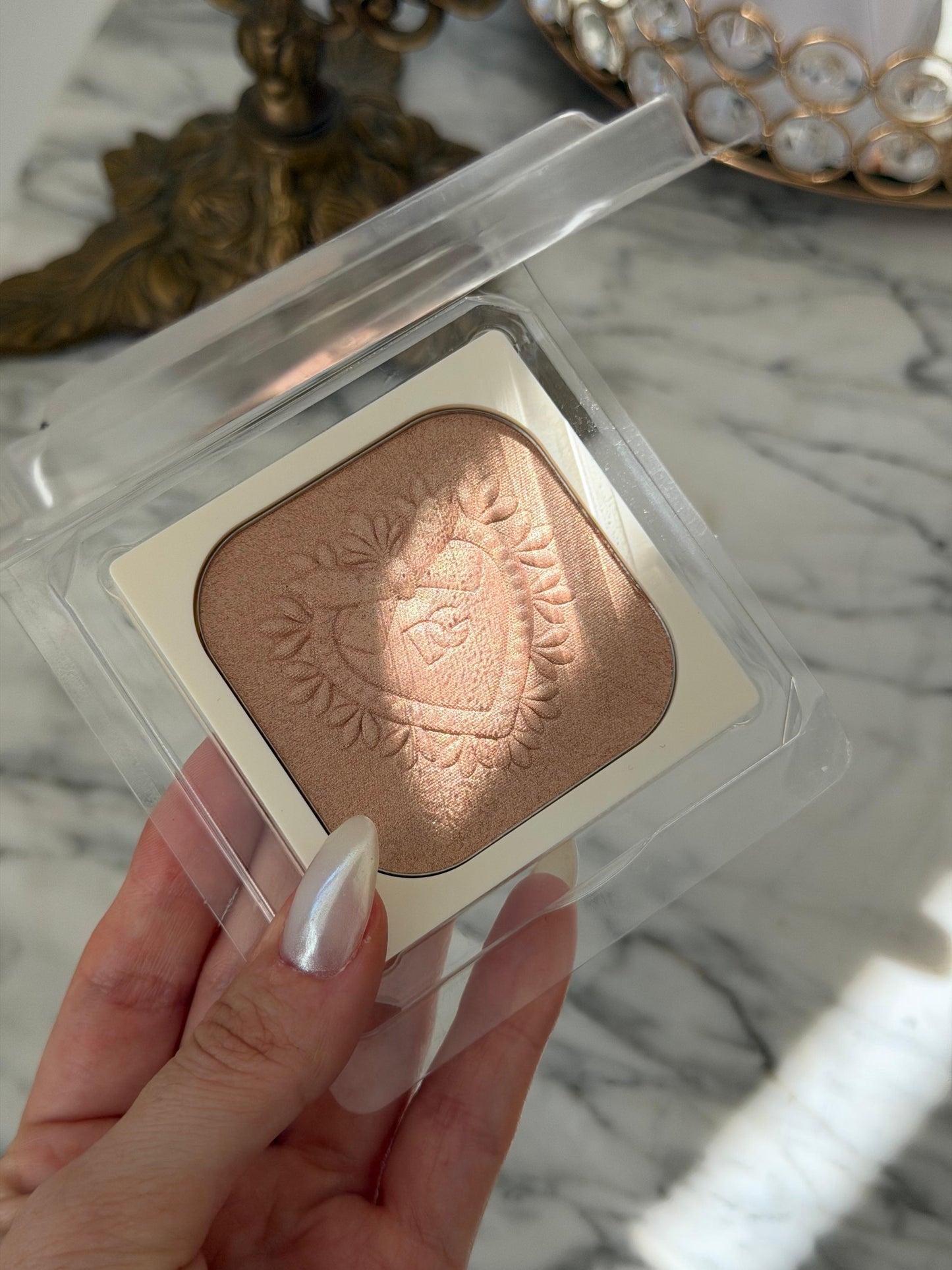 DOLCE&GABBANA Everlift Luminizer Light Oil Infused Soft-Halo Powder