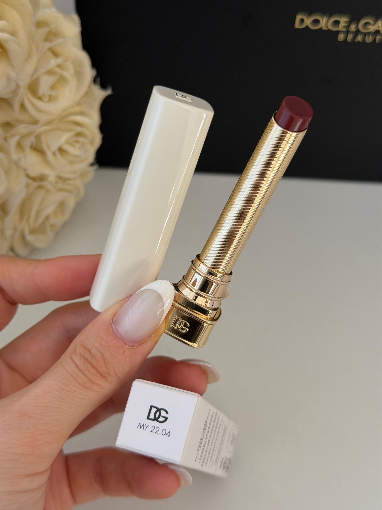 DOLCE&GABBANA My Juicy Sheer Lipstick - My 22.04
Instant Shine & Hydration Lip Stylo