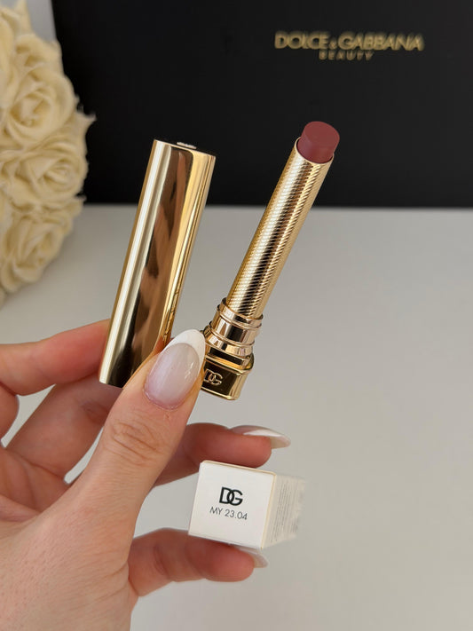 DOLCE&GABBANA My Sculpt Satin
Lasting Color & Hydration Lipstick Stylo - MY 23.04