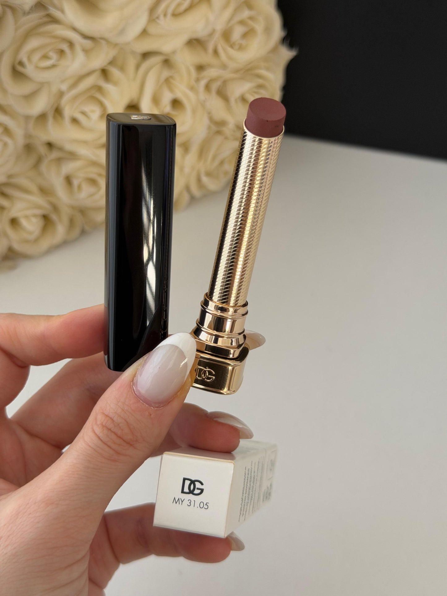 DOLCE&GABBANA My Comfy Matte Lipstick - My 31.05
Instant Rich Color & Hydration Lip Stylo