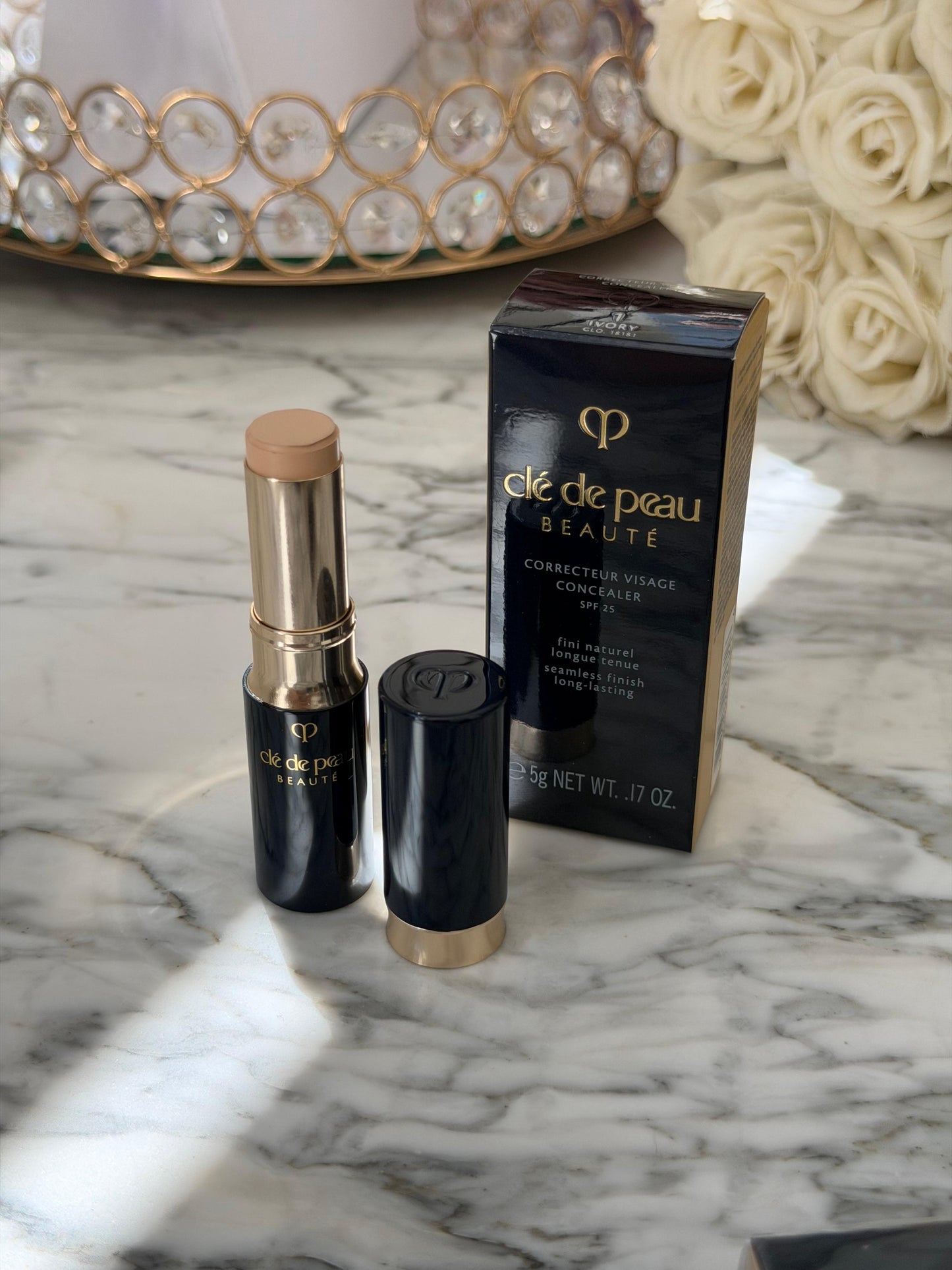 CLE DE PEAU Beauté
Corrective Concealer For Seamless Coverage