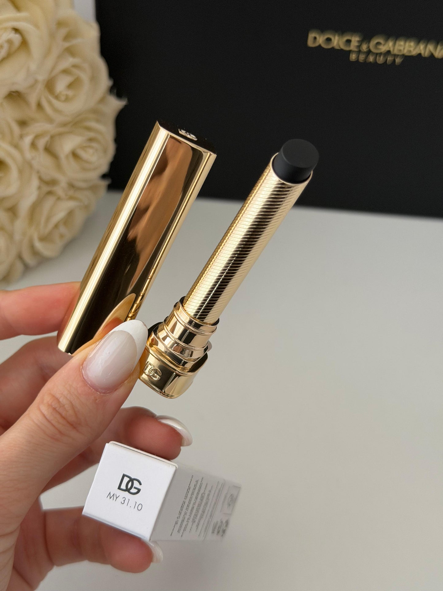 DOLCE&GABBANA My Sculpt Satin
Lasting Color & Hydration Lipstick Stylo - MY 31.10