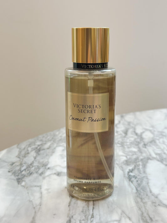 VICTORIA’S SECRET
Coconut Passion - Fragrance Mist