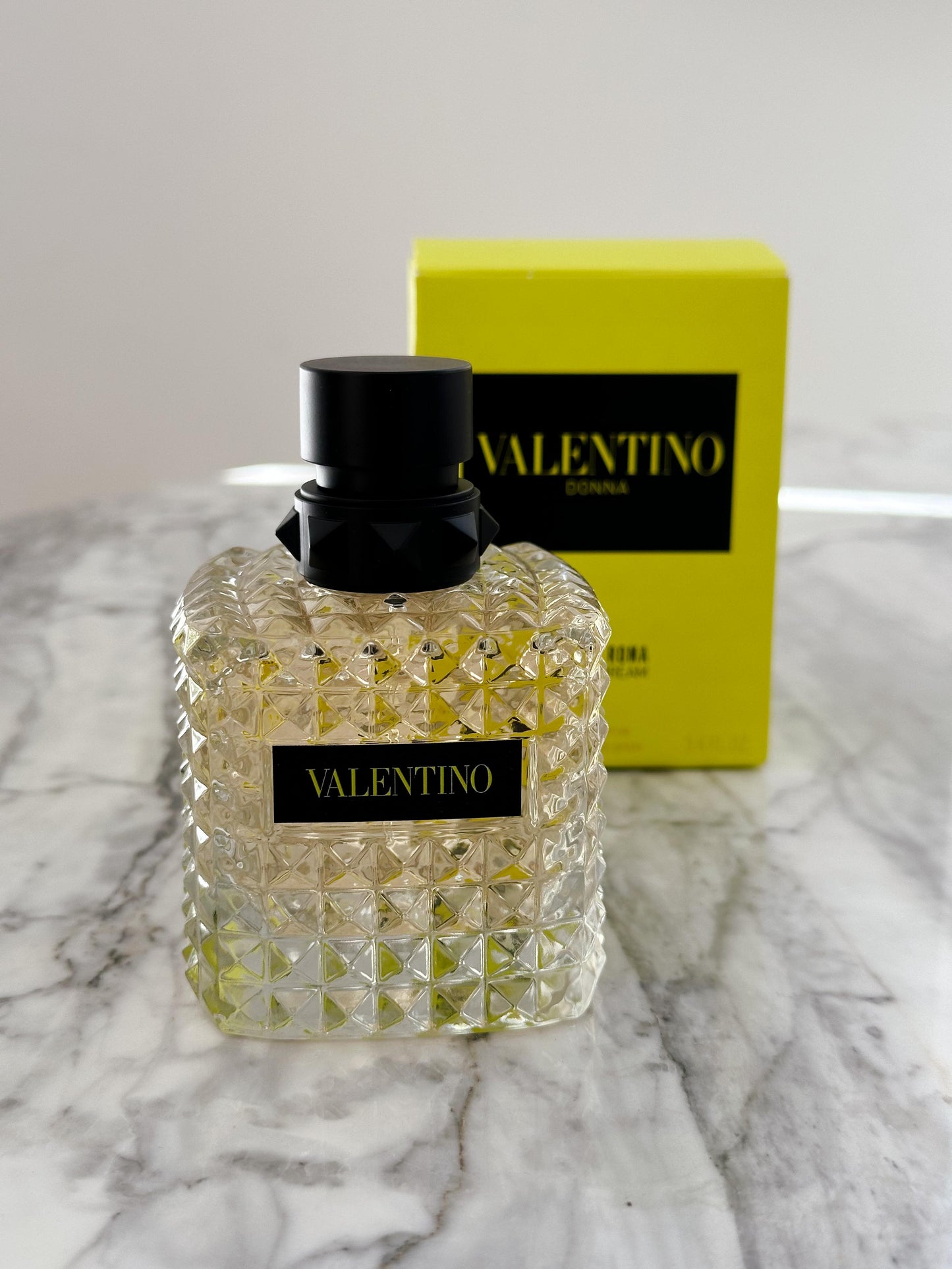 VALENTINO Born In Roma Yellow Dream For Her Eau De Parfum Spray 100ml