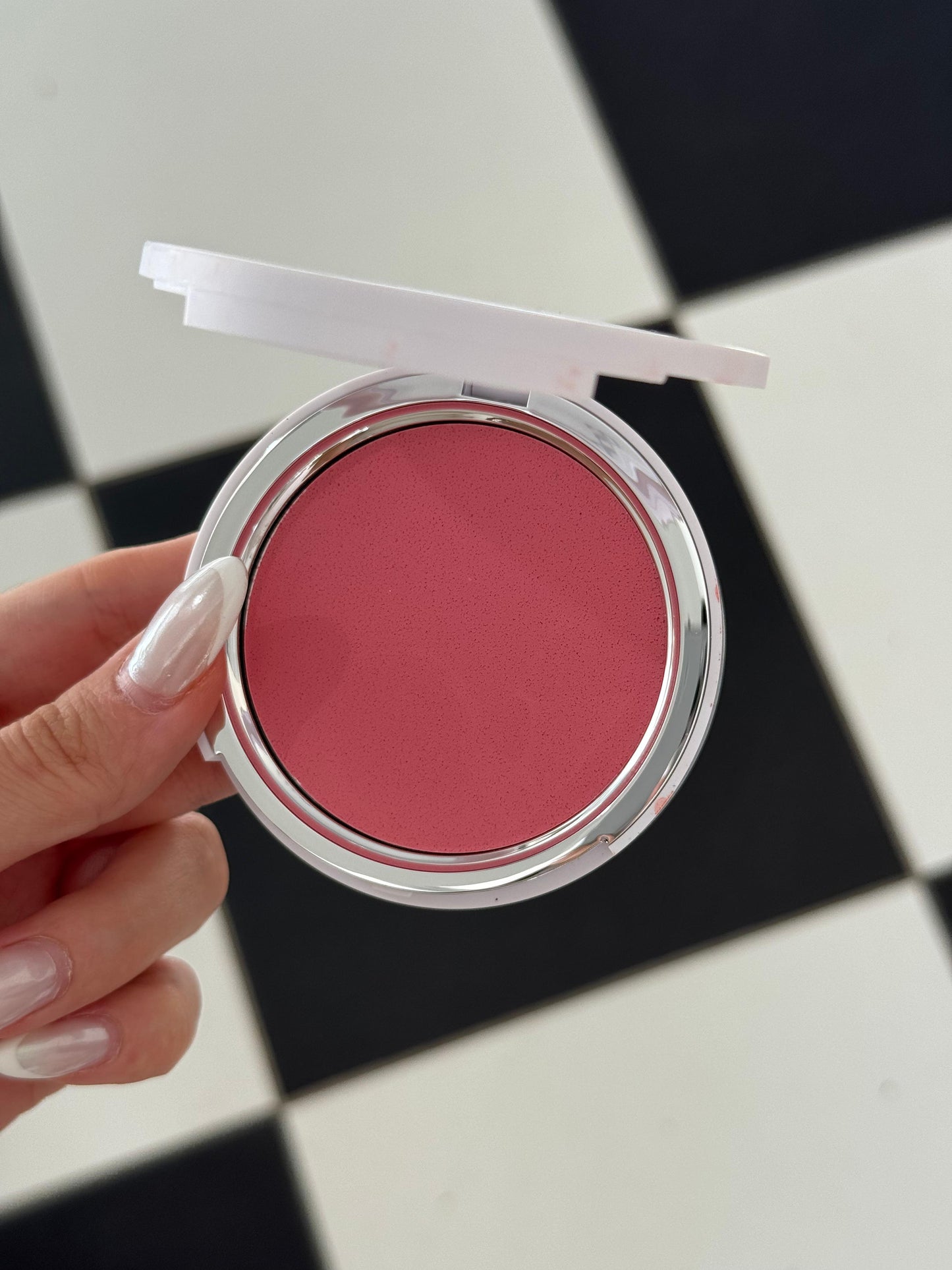 MAKEUP BY MARIO Soft Pop Plumping Blush Veil - Pinch Me Pink