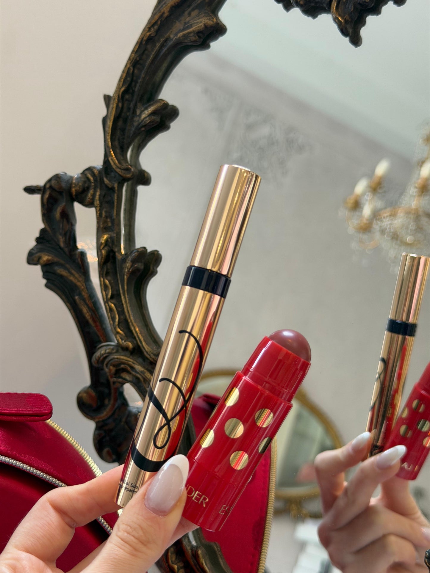 ESTEE LAUDER Complete Gift Set (11 Beauty Favorites Including 5 Full Sizes + More)