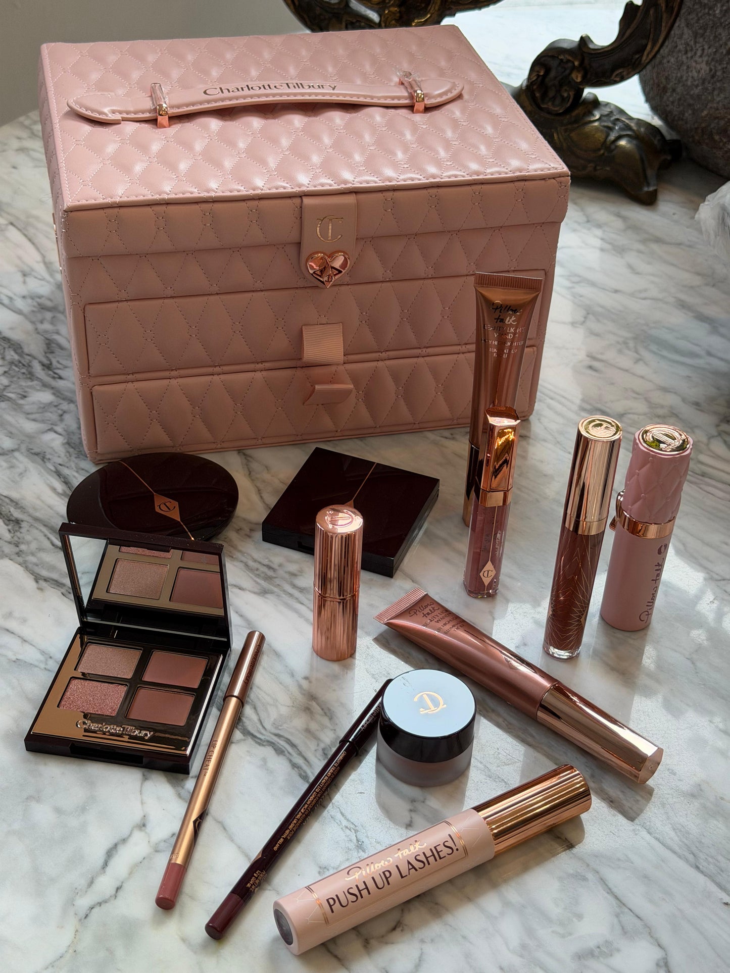 CHARLOTTE TILBURY Pillow Talk Dreams Come True Gift Set (14 Full Size Products)