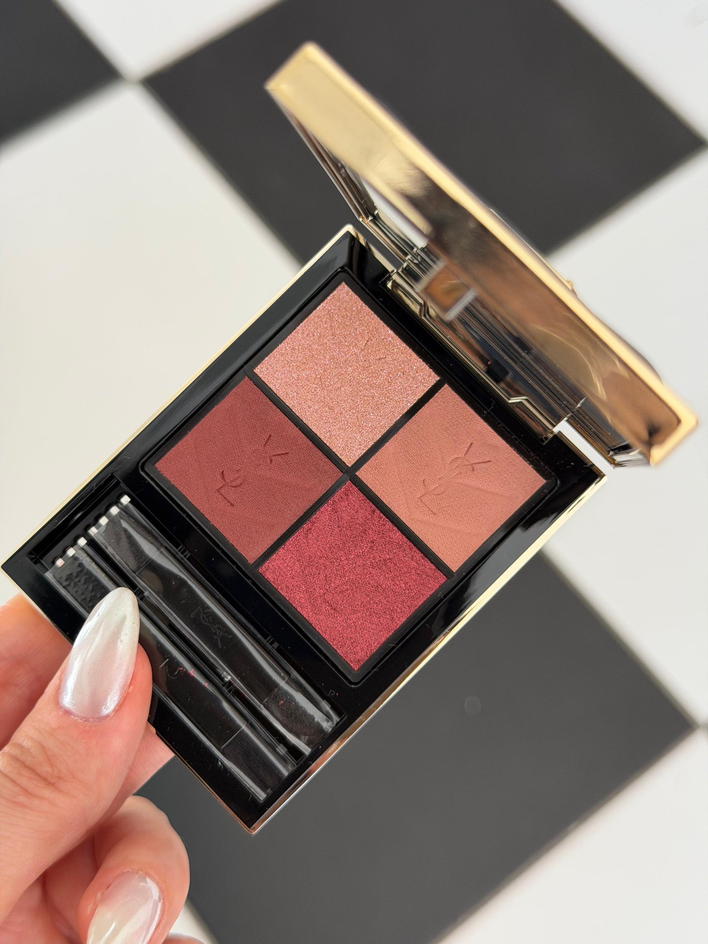 YSL Couture Mini Clutch Luxury Eyeshadow Palette (820)