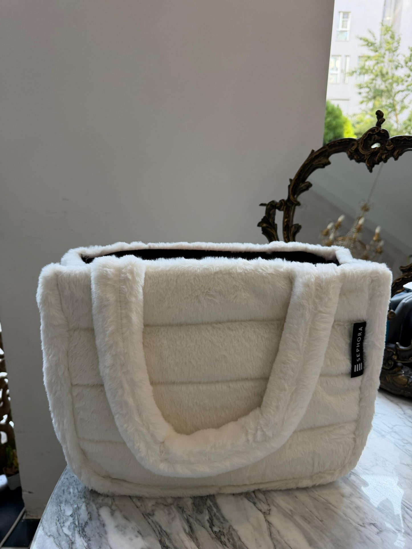 SEPHORA Winter Holiday Bag