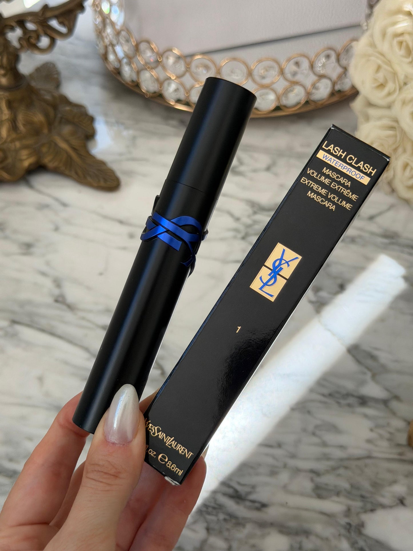 YSL
Lash Clash Extreme Volume Waterproof Mascara - Black