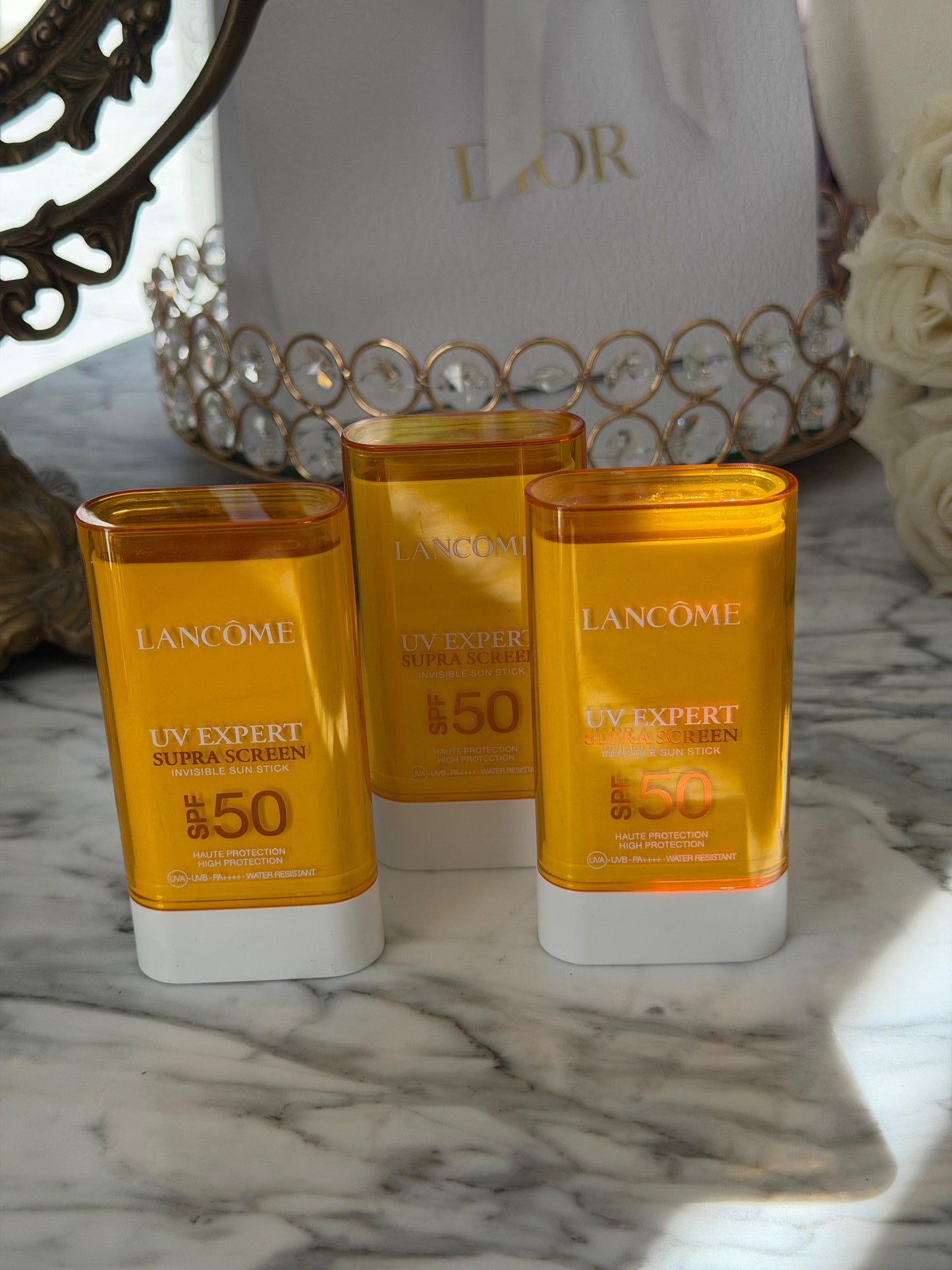 LANCOME UV Expert Supra Screen Invisible Sun Stick
High Protection SPF50