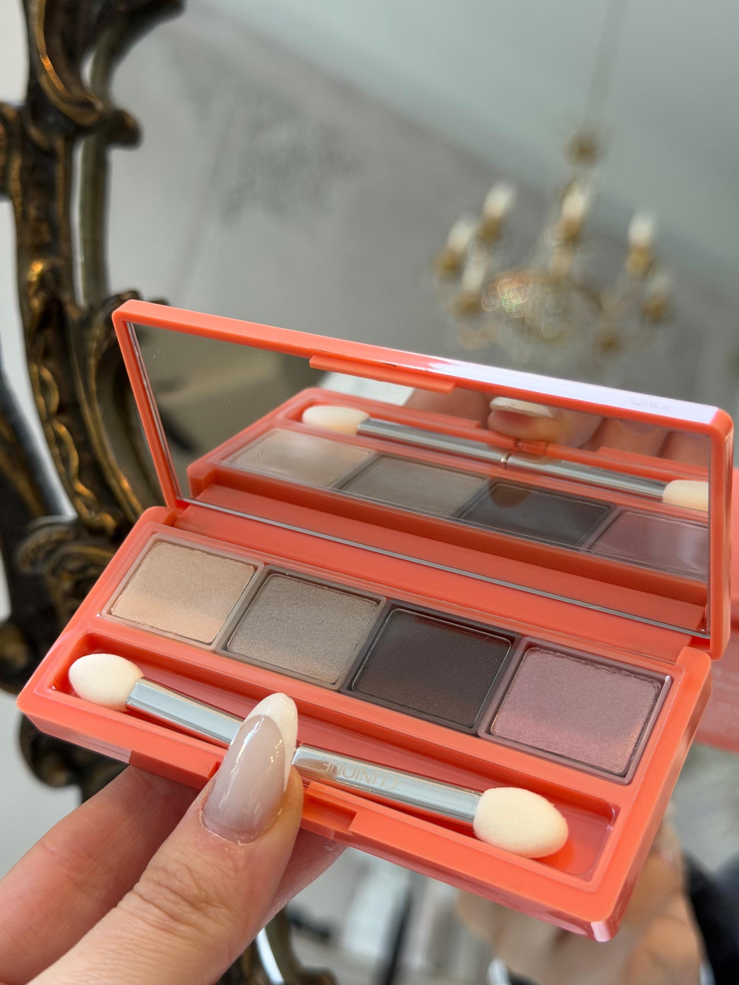 CLINIQUE
The Sweetest Thing Makeup Gift Set