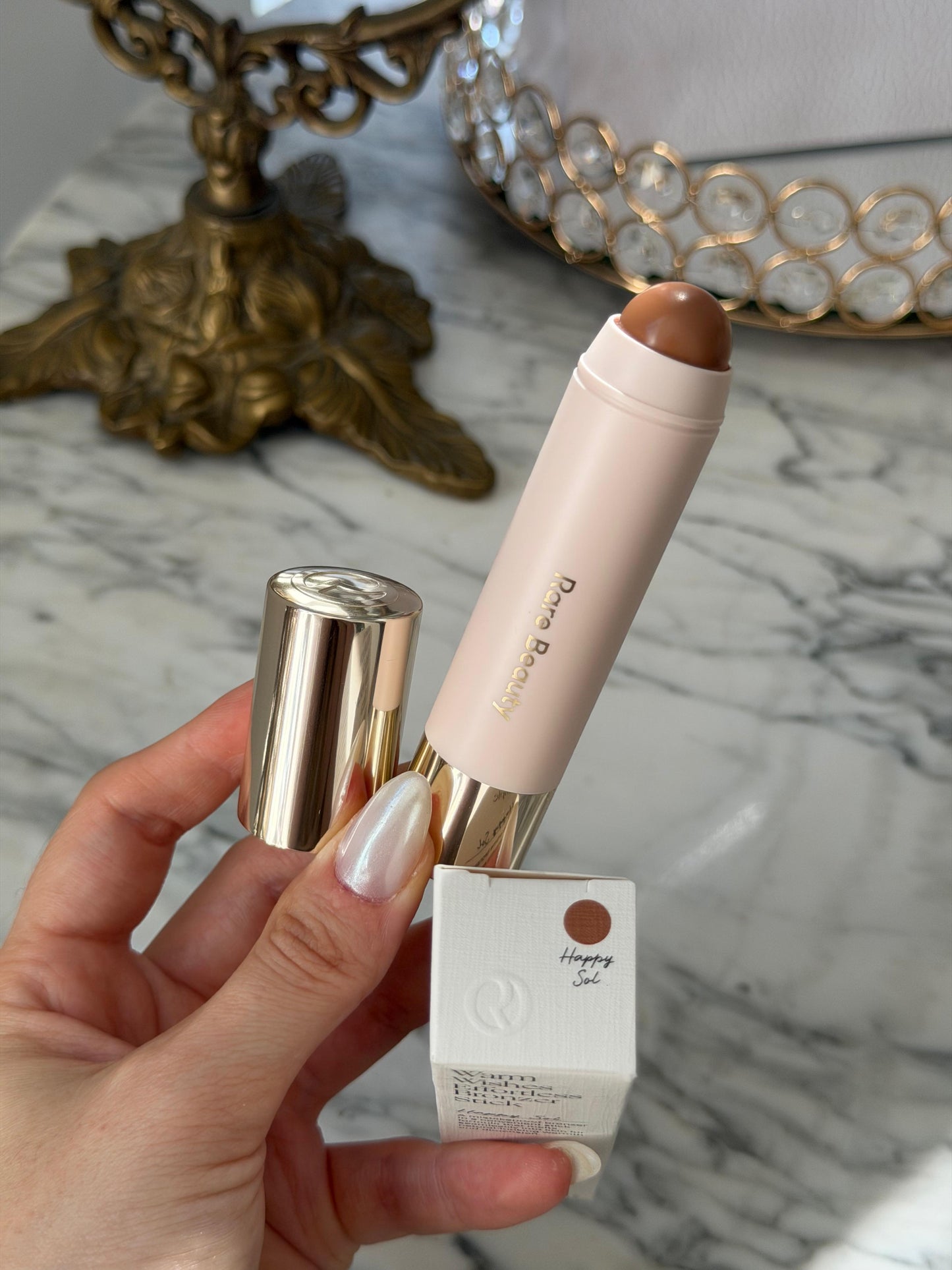RARE BEAUTY Warm Wishes Effortless Bronzer Stick - Happy Sol