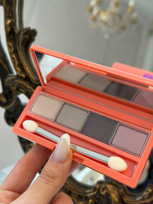CLINIQUE
Limited Edition All About Shadow Palette