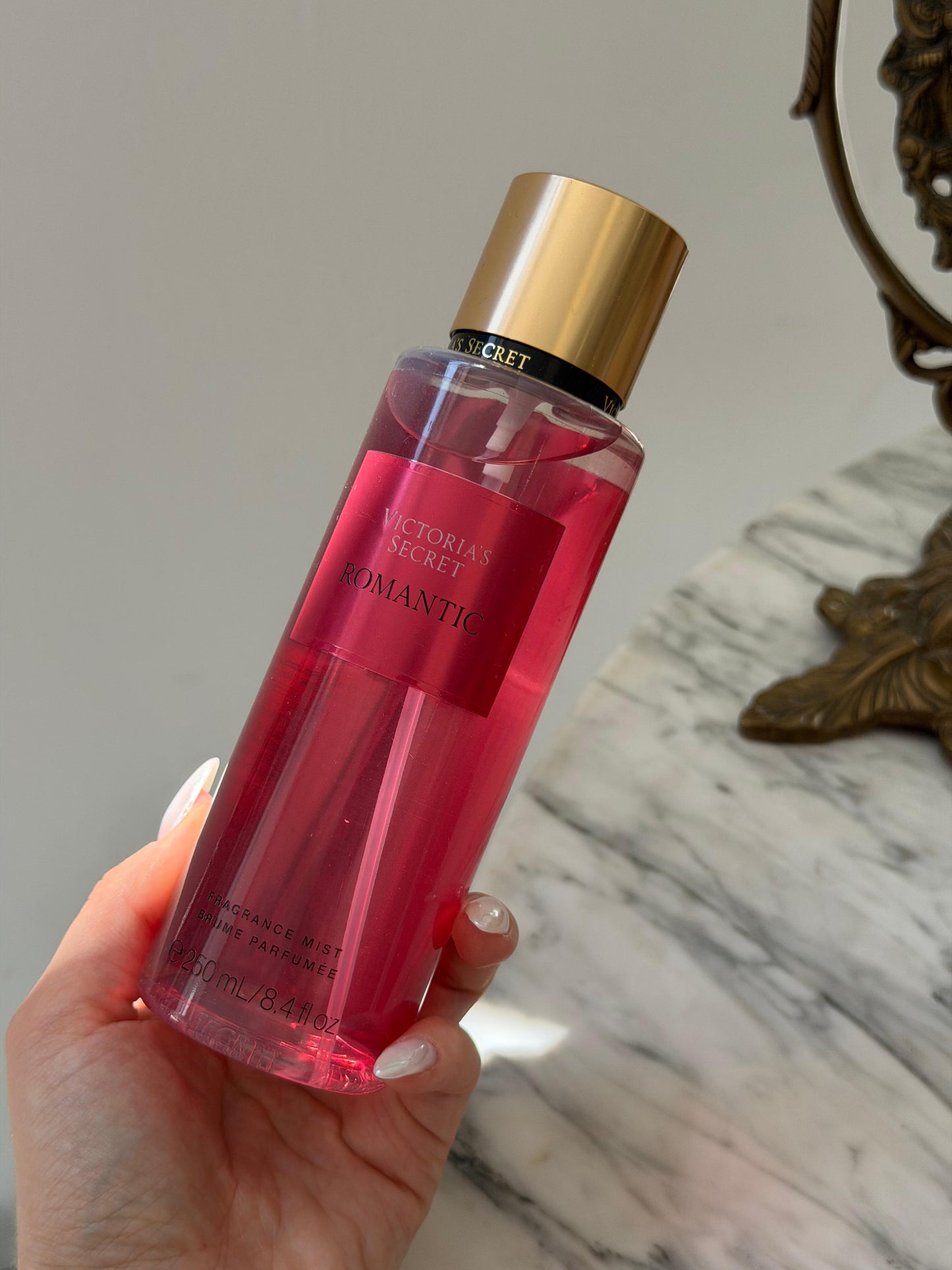 VICTORIA’S SECRET
Romantic - Fragrance Mist