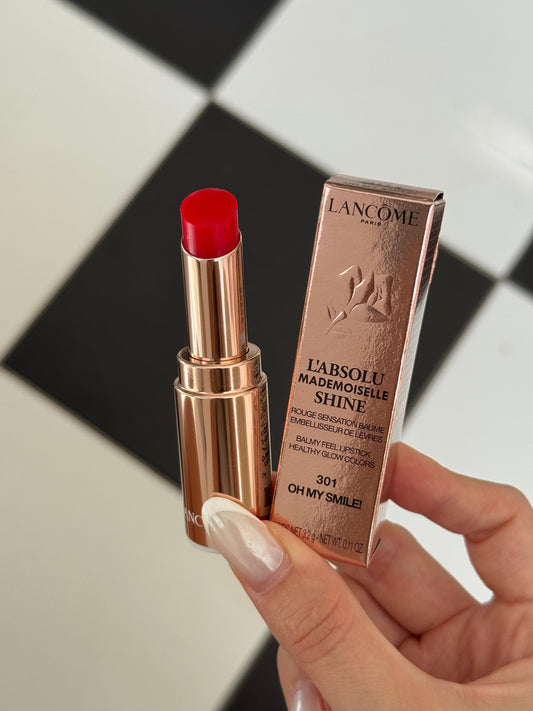LANCÔME 
L'Absolu Mademoiselle Shine (301)
Balmy Healthy Glow Lipstick