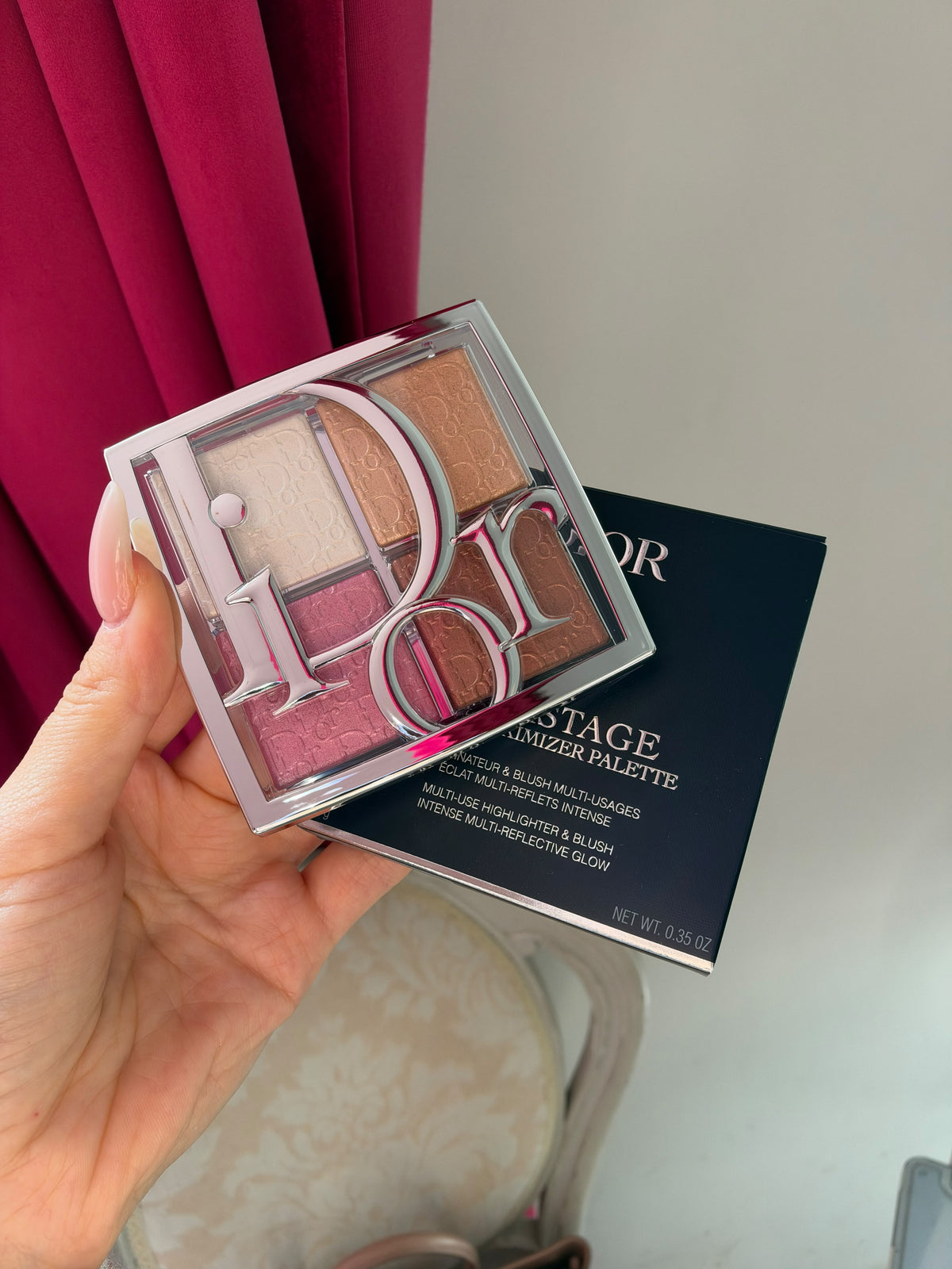 DIOR Backstage Glow Face Palette
Multi-Use Illuminating Makeup Palette - Highlight and Blush (001)