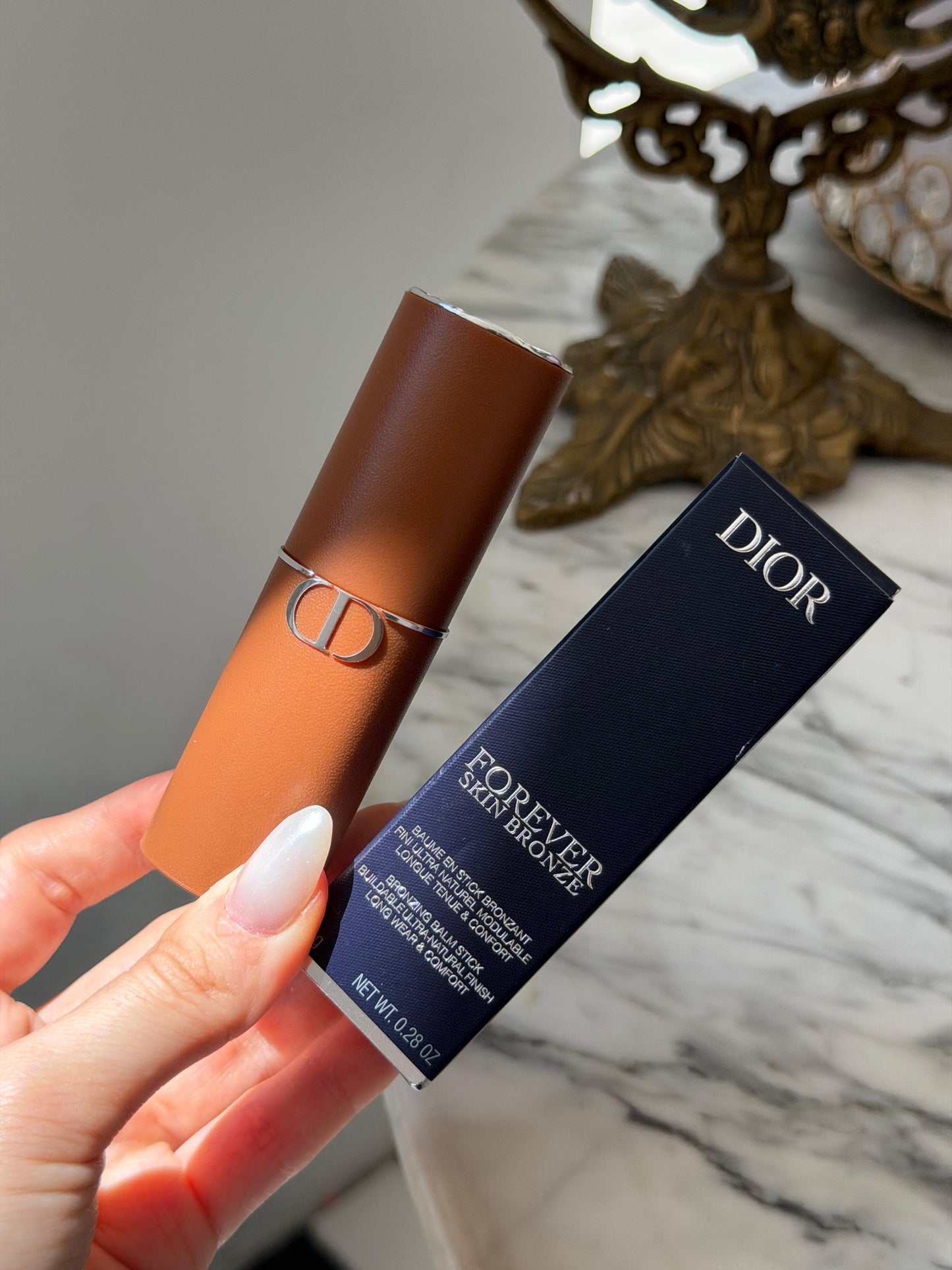 DIOR Forever Skin Bronze Balm Stick (05)
Buildable, Natural Finish, Long Wear