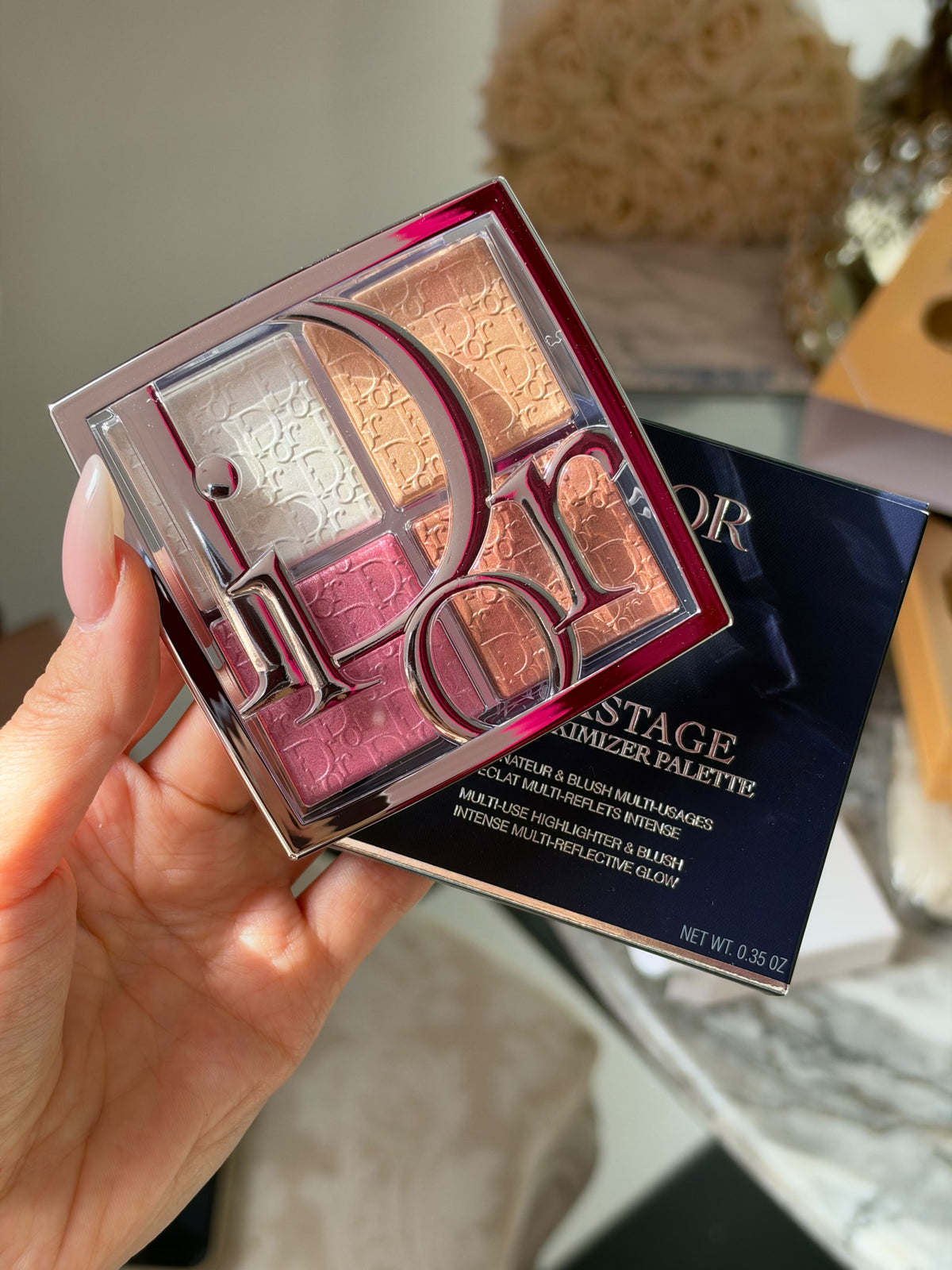 DIOR Backstage Glow Face Palette
Multi-Use Illuminating Makeup Palette - Highlight and Blush (001)