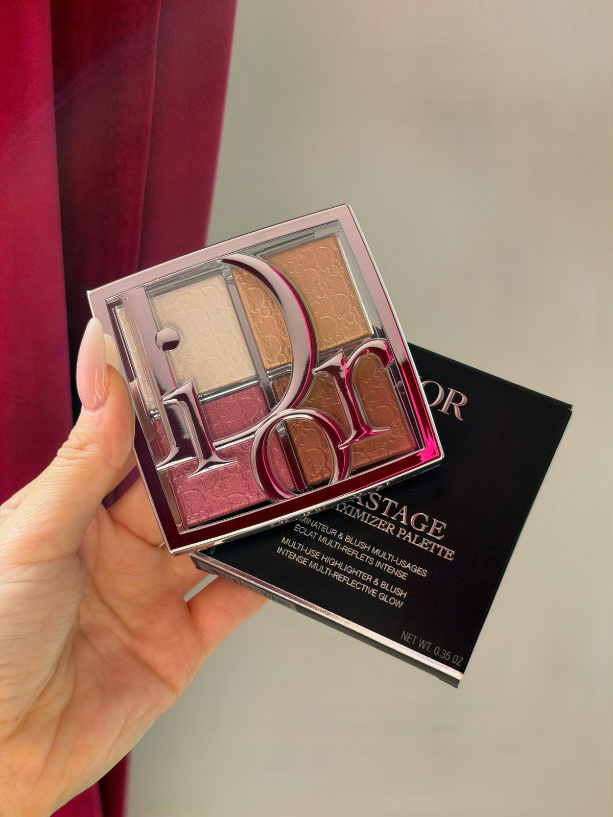DIOR Backstage Glow Face Palette
Multi-Use Illuminating Makeup Palette - Highlight and Blush (001)