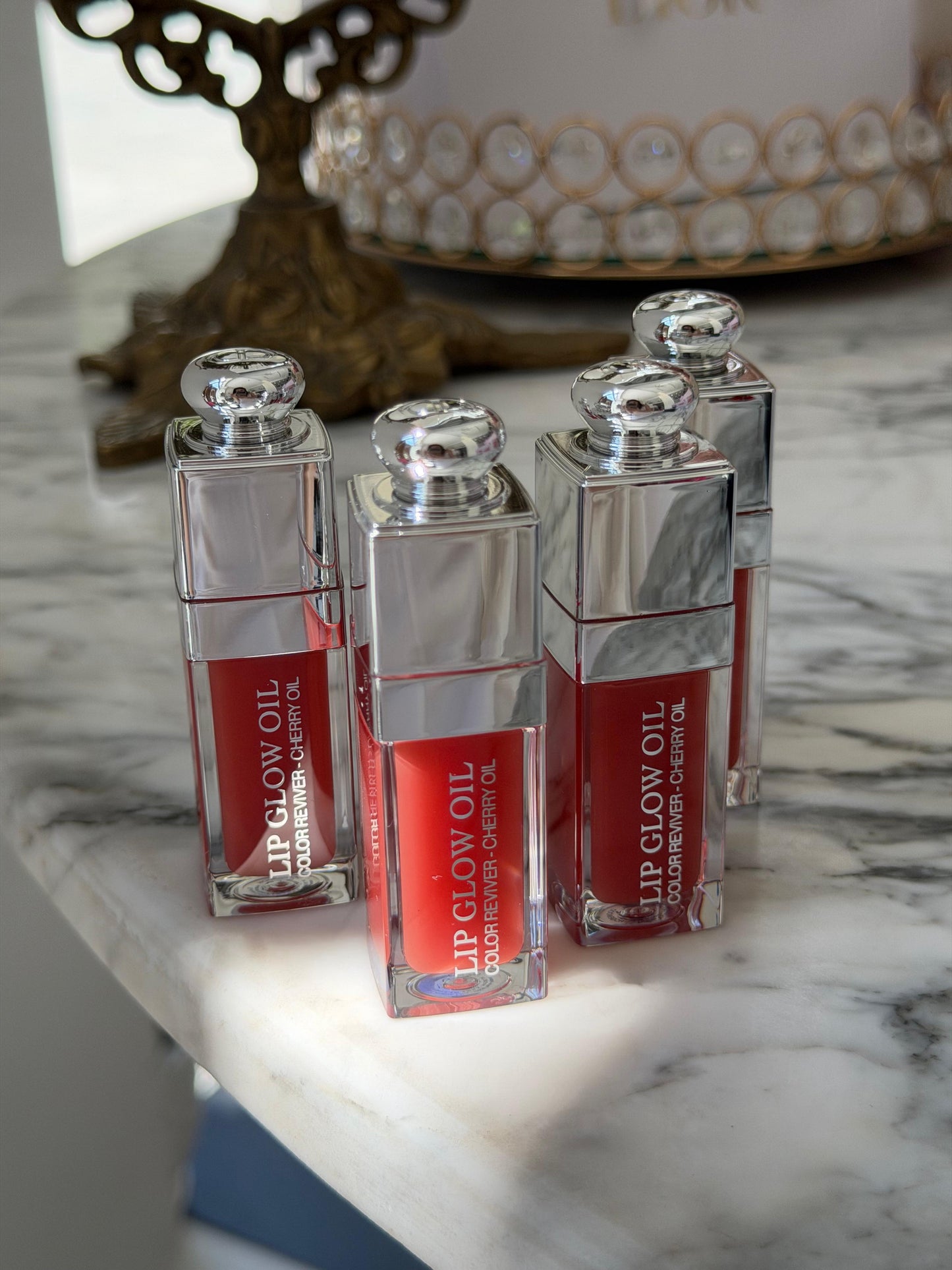 DIOR Addict Lip Glow Oil (012)
Nourishing Lip Oil - Intense Gloss