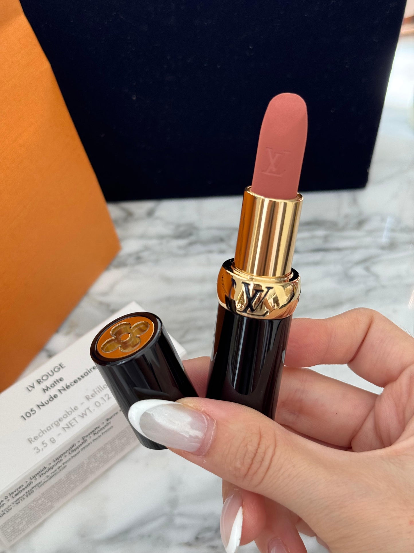 LOUIS VUITTON LV Rouge Matte - Nude Nécessaire