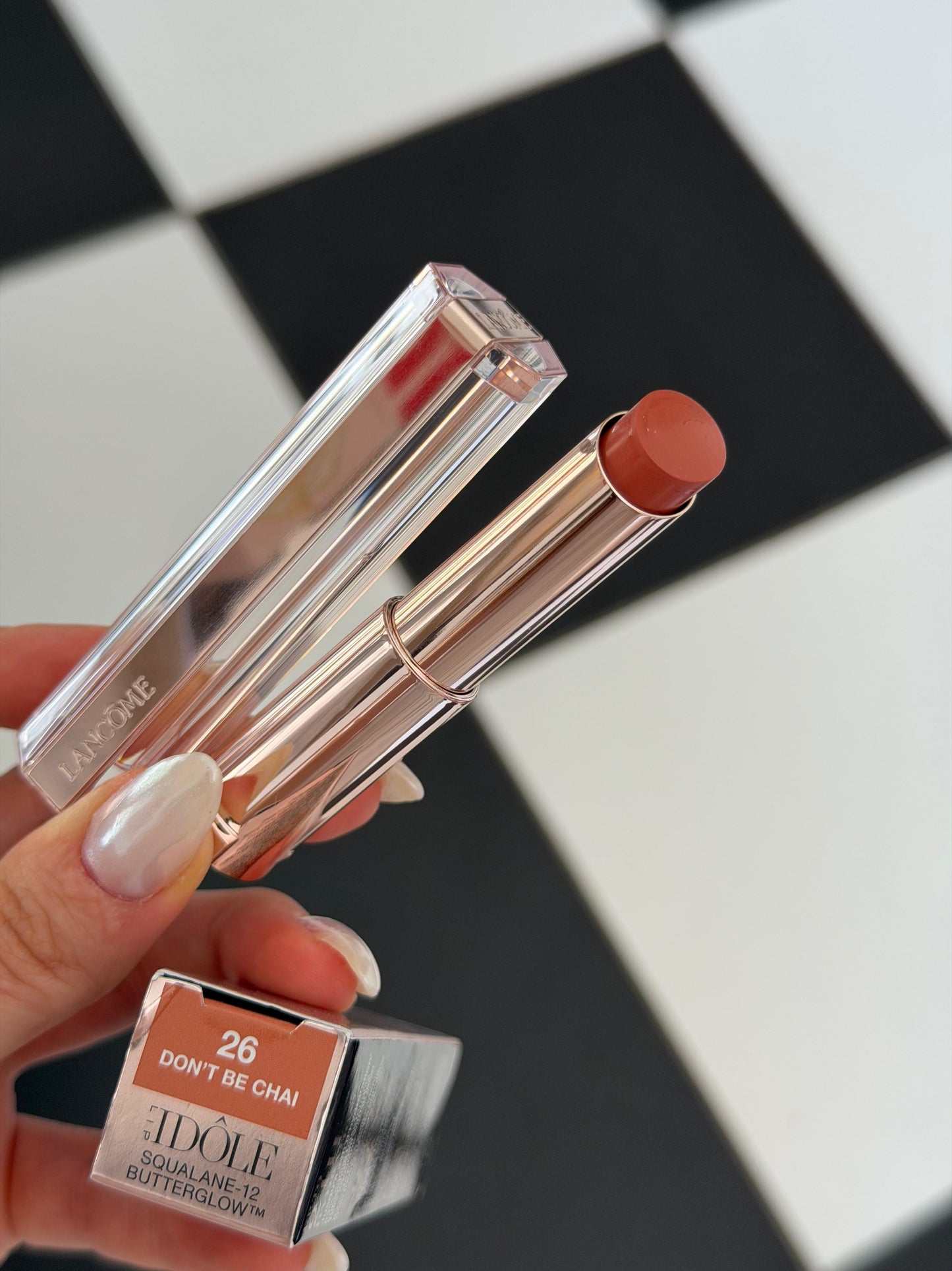 LANCÔME Lip Idôle Squalane-12 Butterglow™ Hydrating Lip Balm (26)