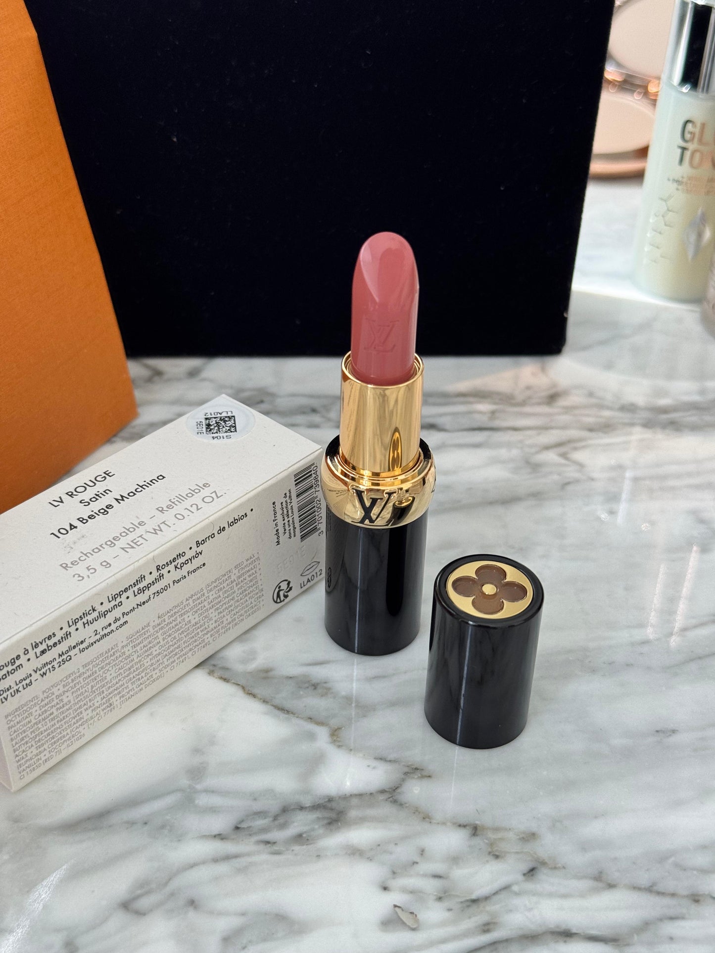 LOUIS VUITTON LV Rouge Satin - Beige Machina