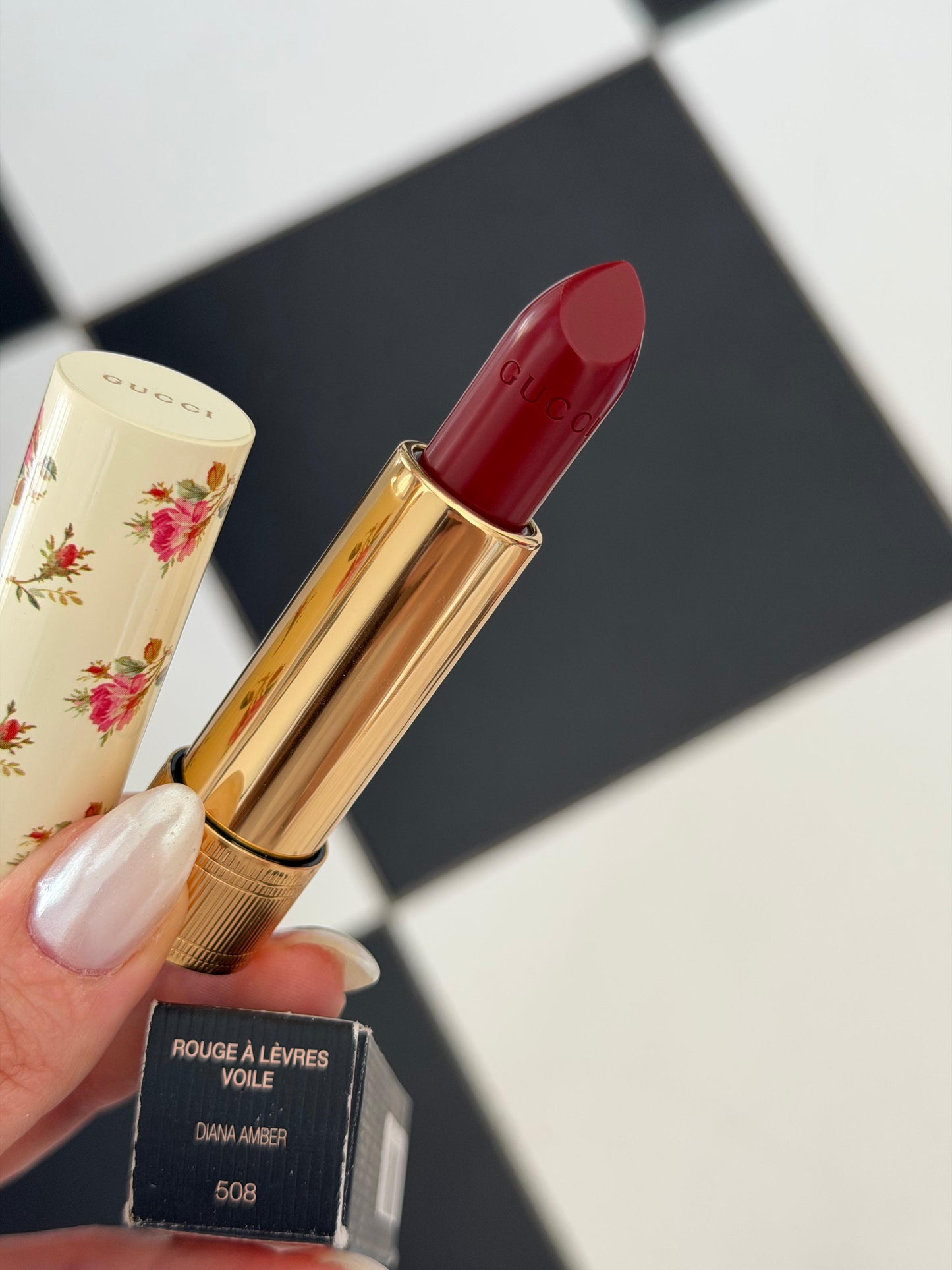 GUCCI Rouge À Lèvres Voile Lipstick (508)