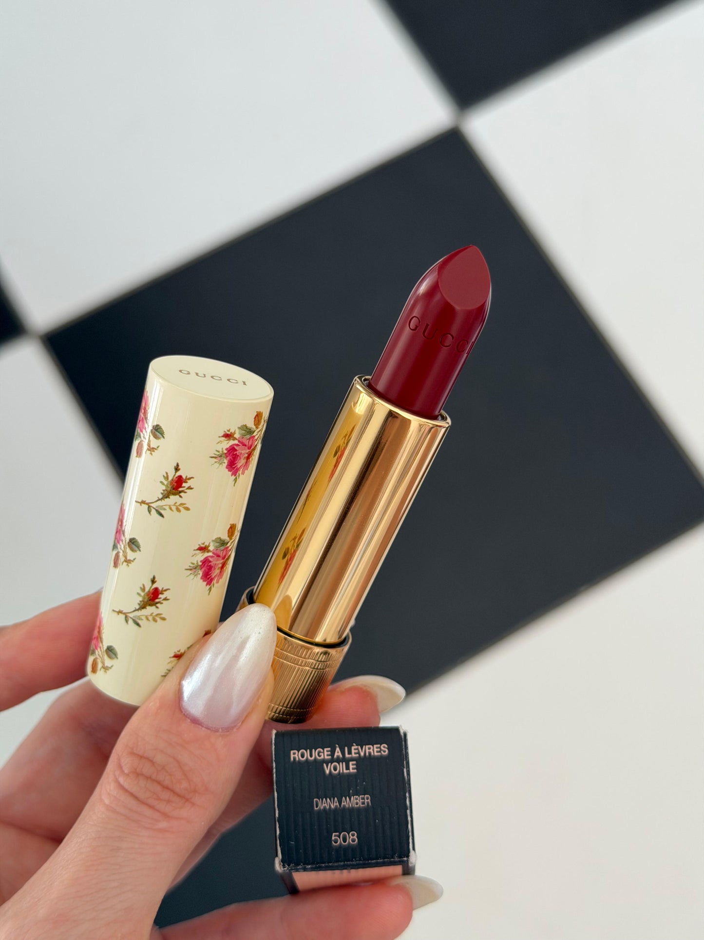 GUCCI Rouge À Lèvres Voile Lipstick (508)