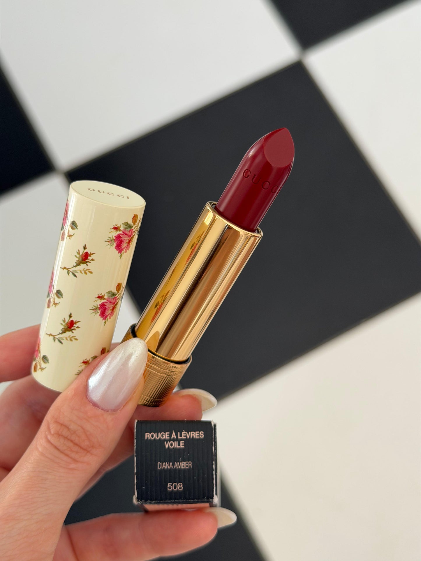 GUCCI Rouge À Lèvres Voile Lipstick (508)