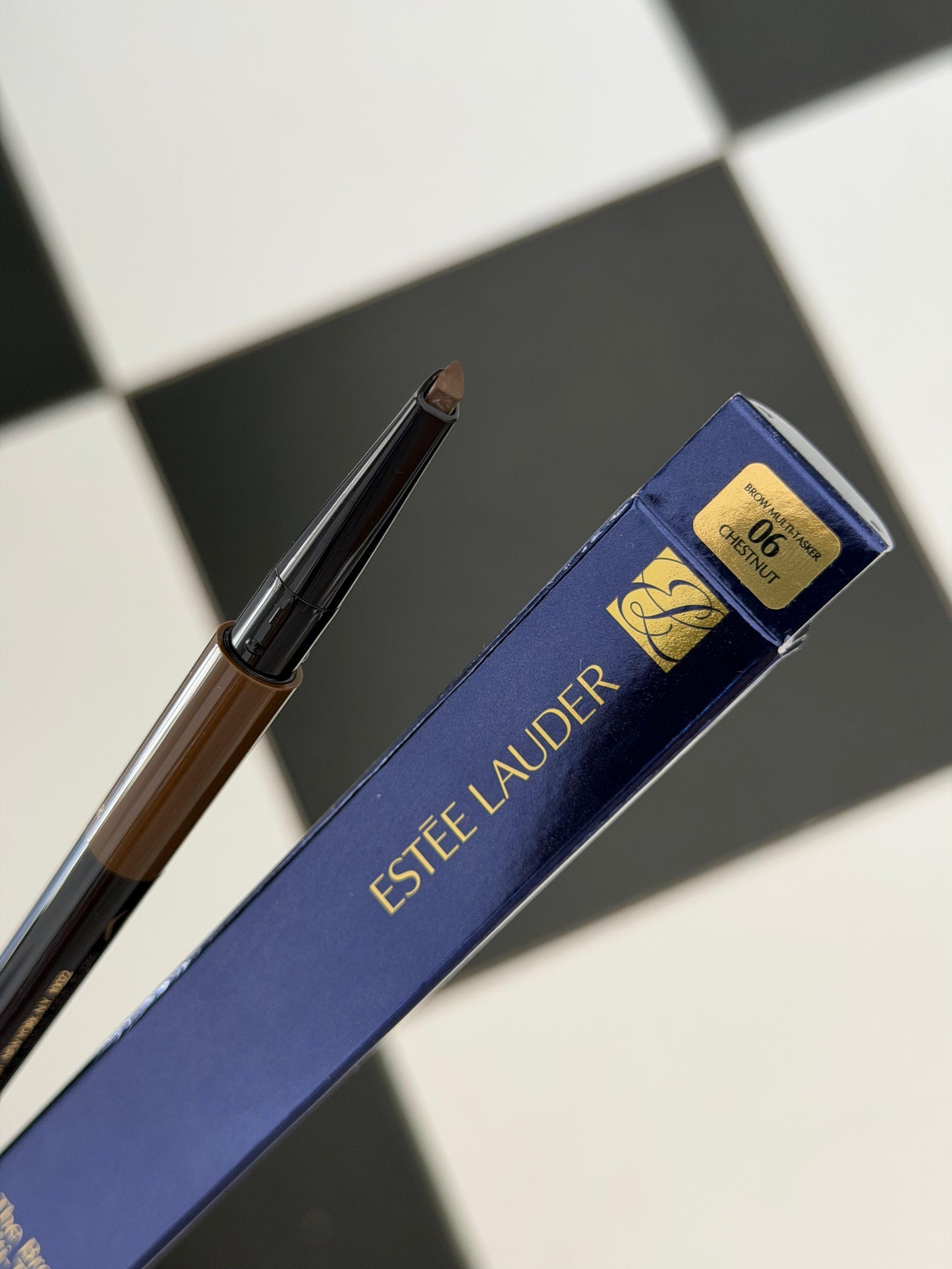 ESTÉE LAUDER The Brow Multi-Tasker 3in1 (06)