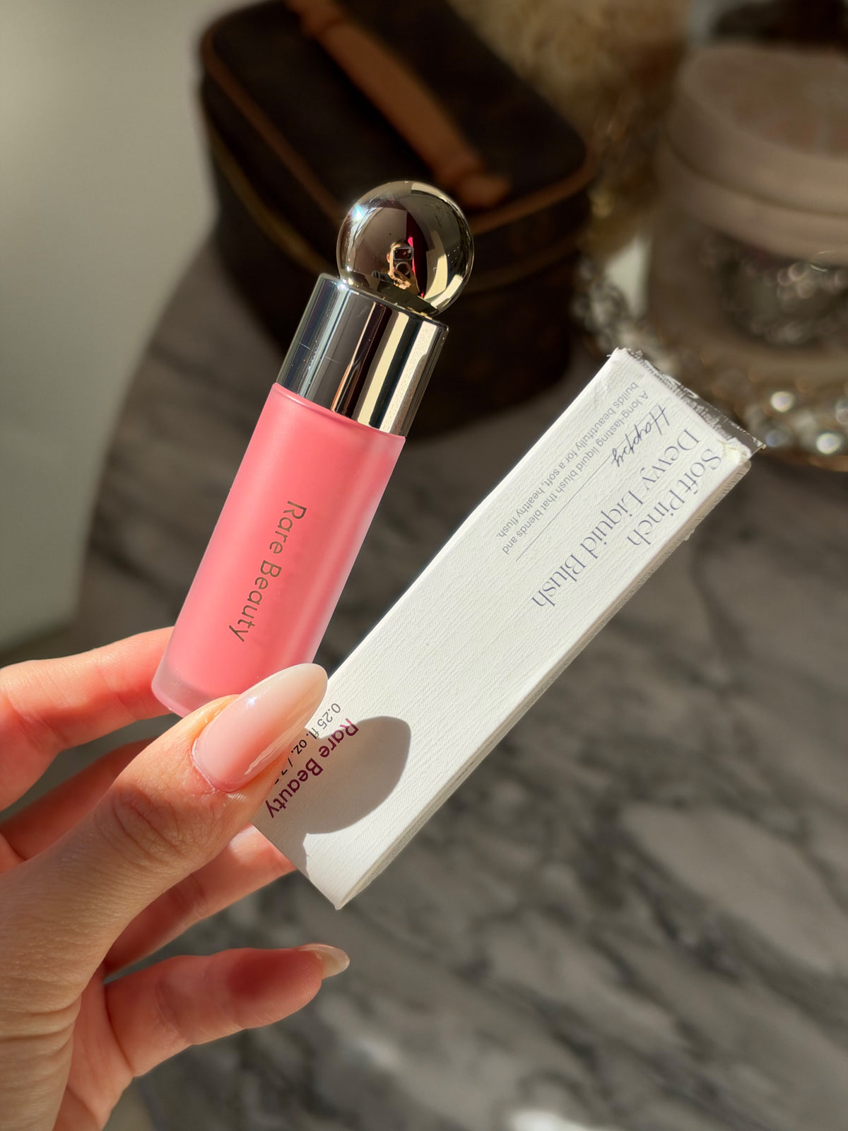 RARE BEAUTY Soft Pinch Matte Liquid Blush - Happy