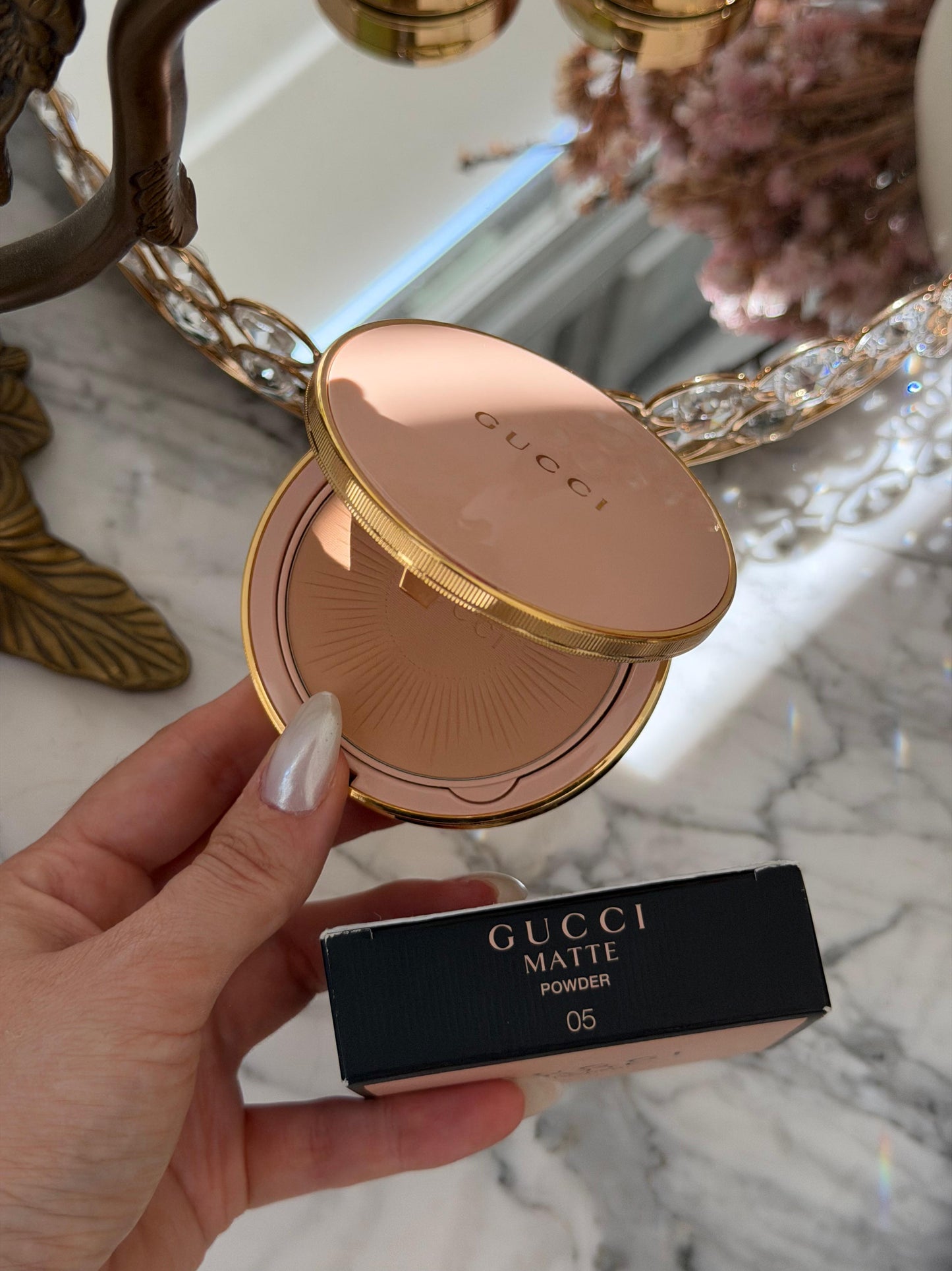GUCCI Matte Face Powder - Blurring & Mattifying Tinted, Natural Matte (05)