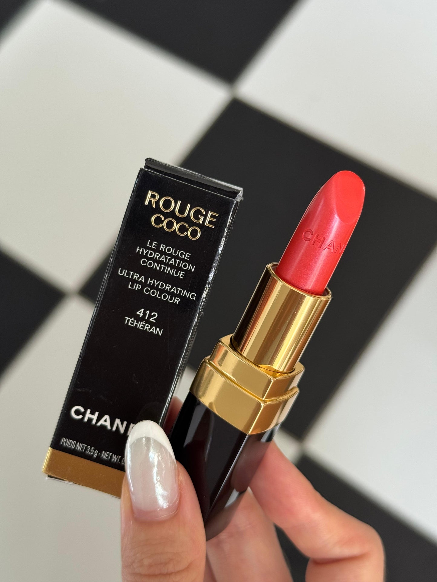 CHANEL Rouge Coco (412)
Ultra Hydrating Lipstick