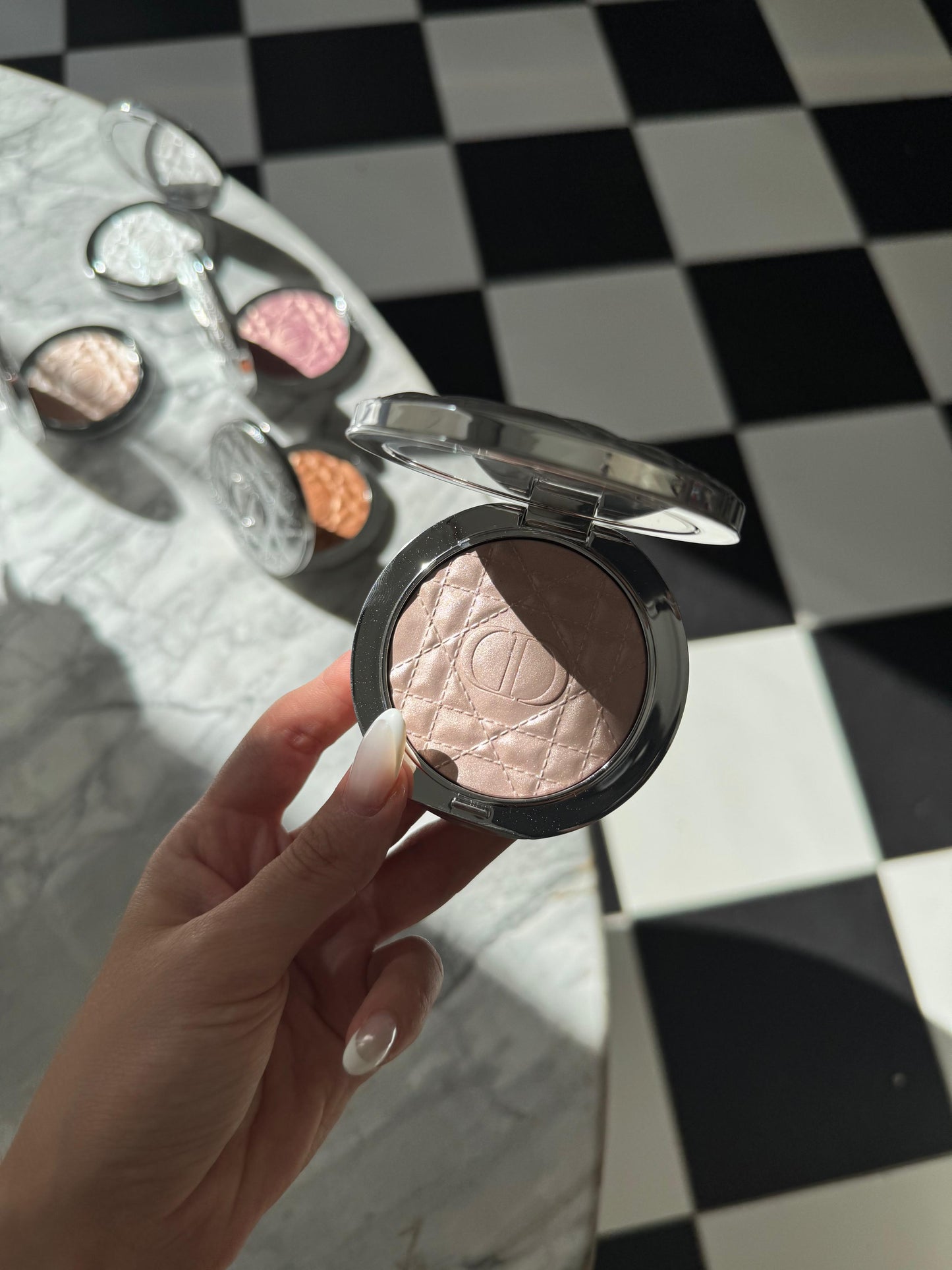 DIOR Forever Glow Luminizer - Illuminating Powder For Face (03)